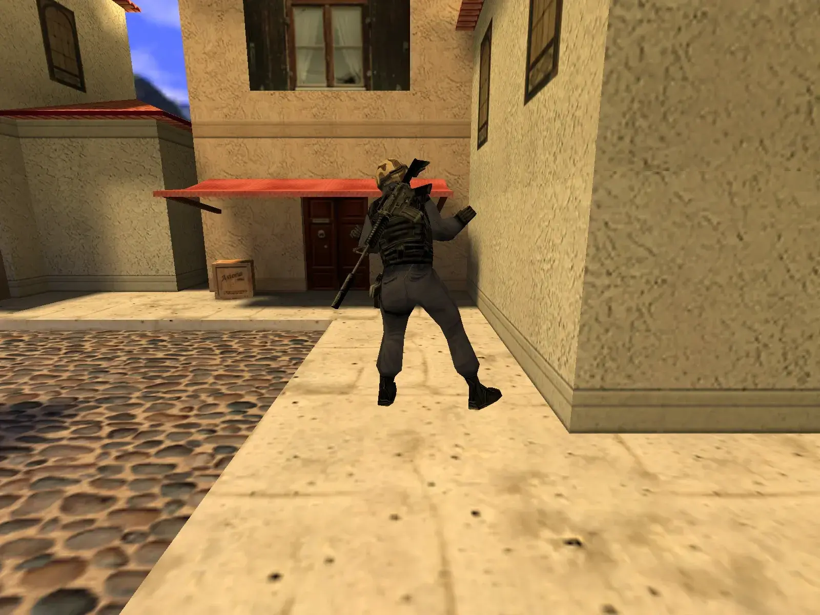 Dancing GSG-9 — cs_italy, the market street from the other side