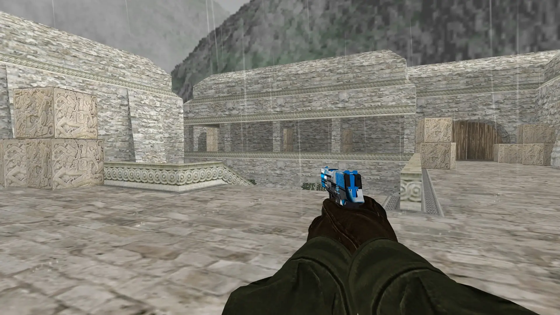 P2000 | Handgun — de_aztec (first person)