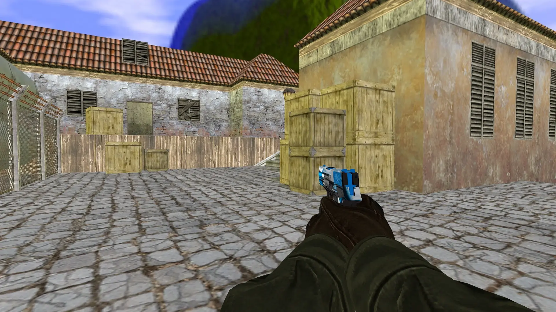 P2000 | Handgun — de_inferno (first person)