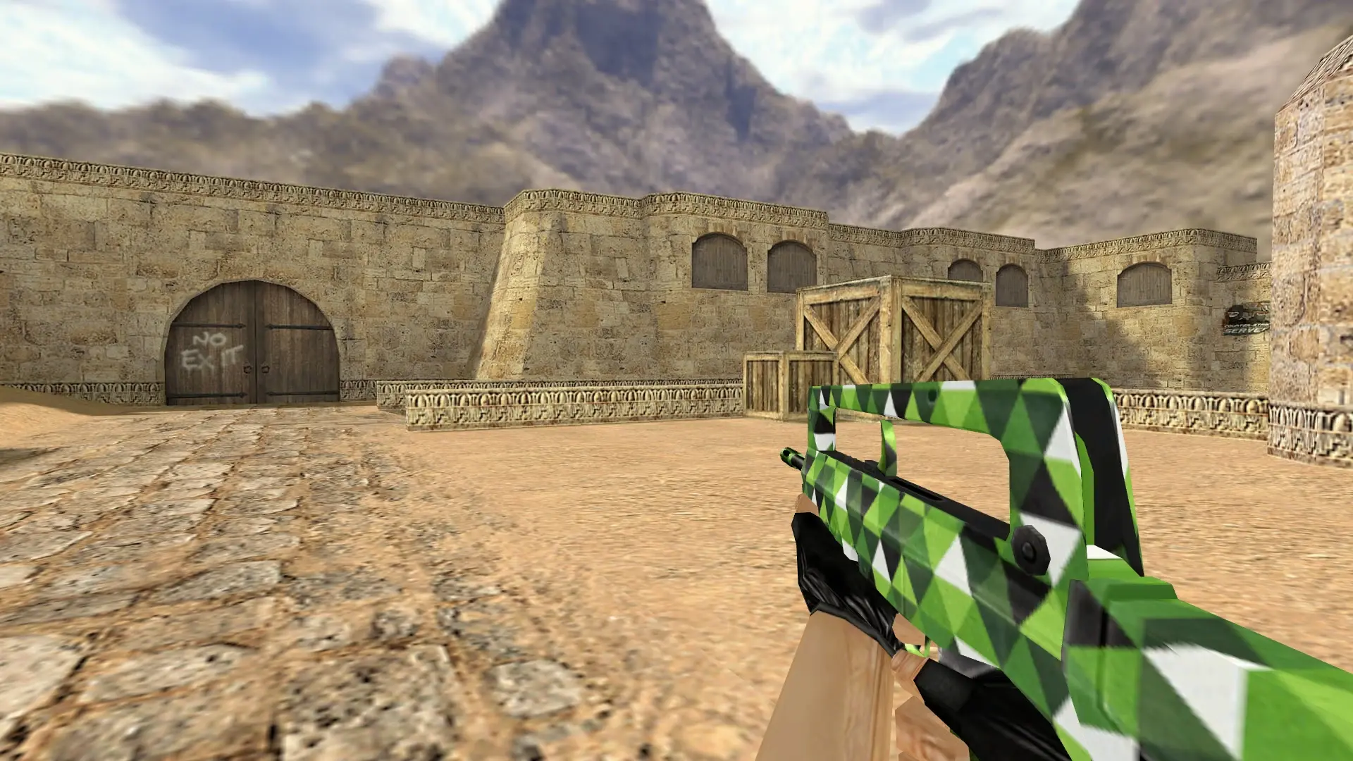 FAMAS Green Triangle — de_dust2 (first person)