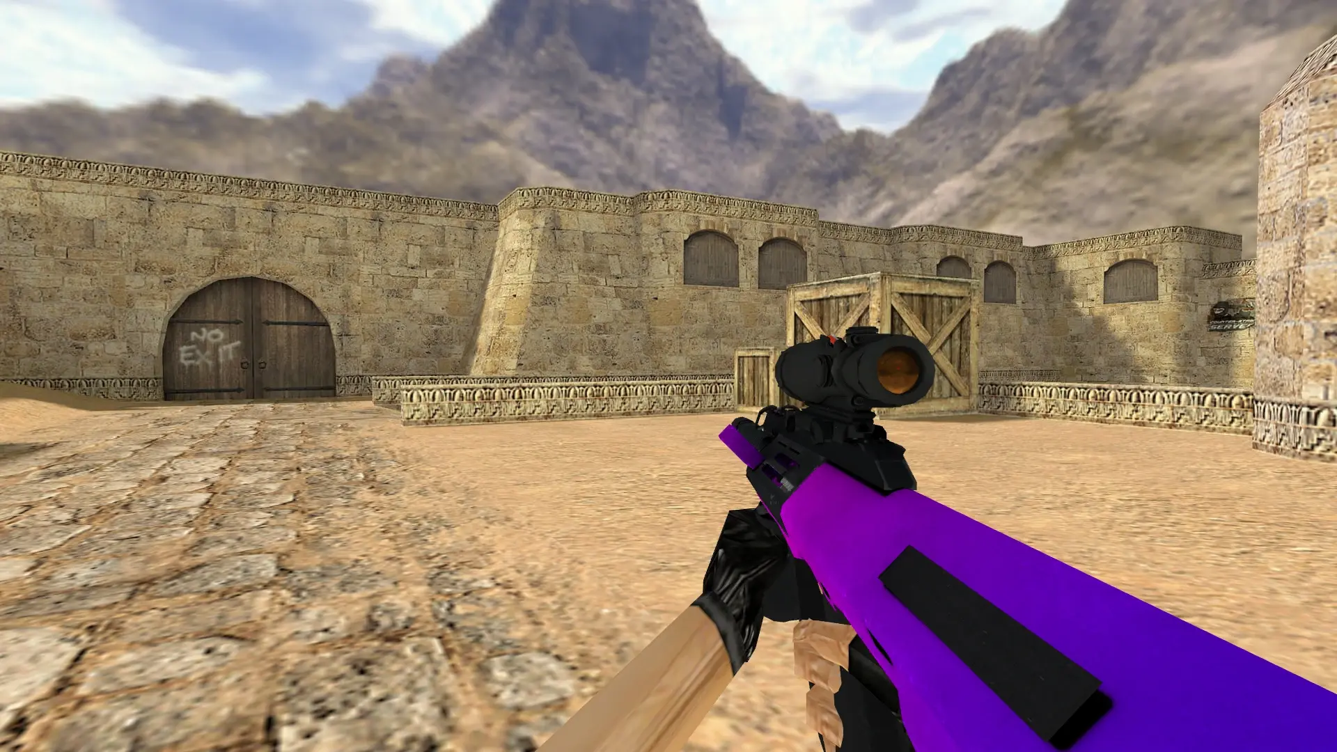AUG Redux — de_dust2 (first person)
