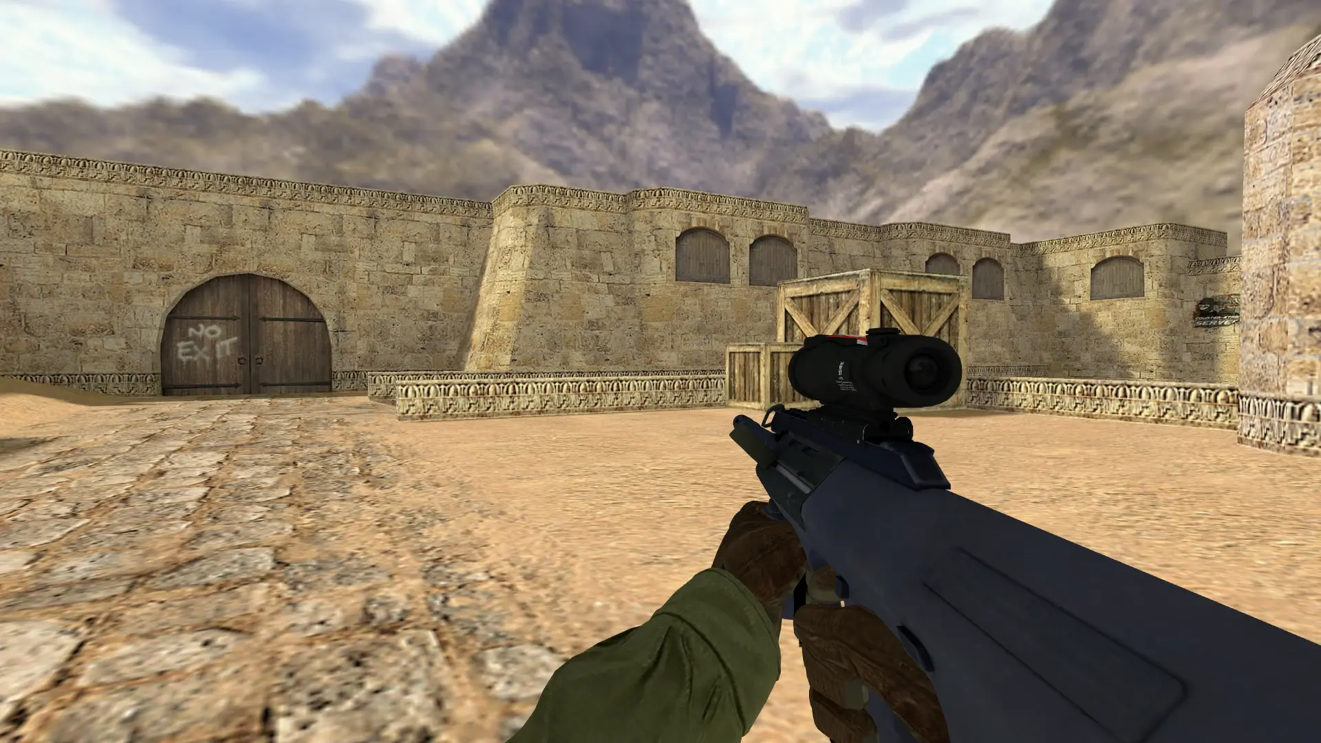 AUG | Storm — de_dust2 (first person)