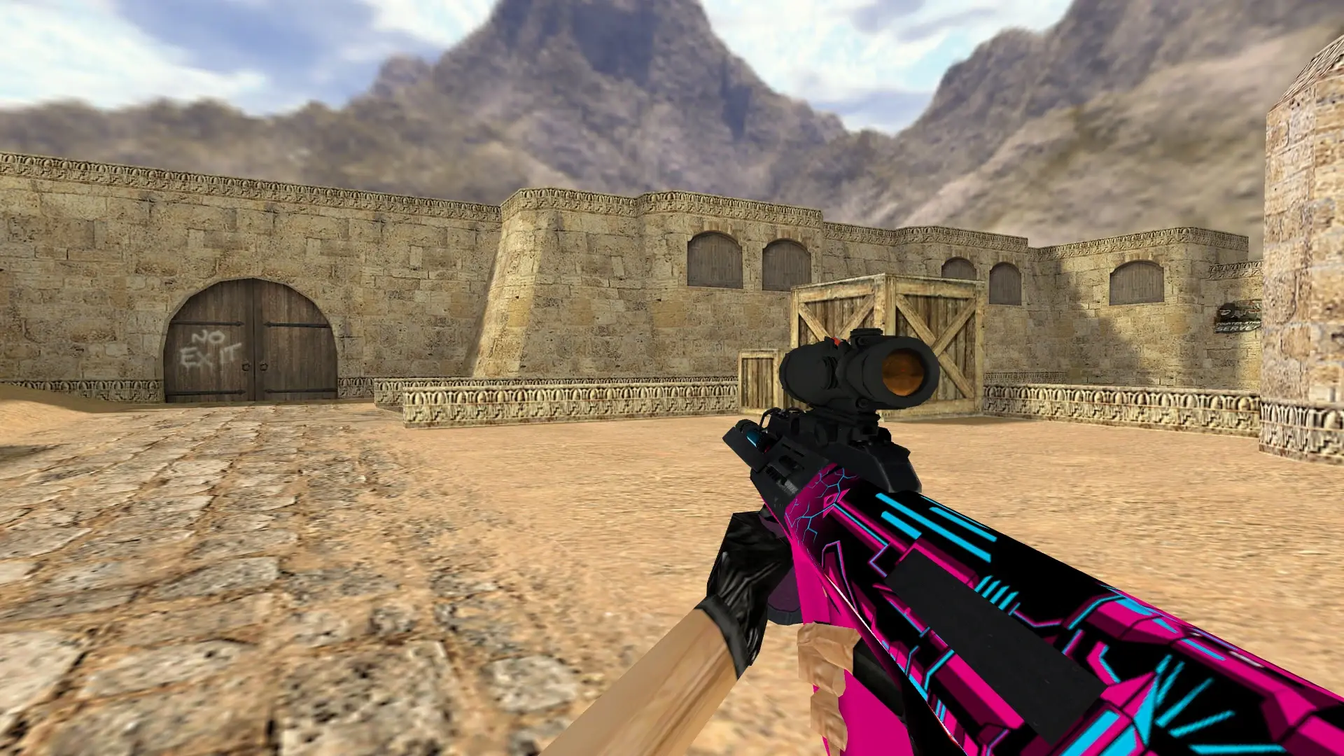AUG Strike — de_dust2 (first person)