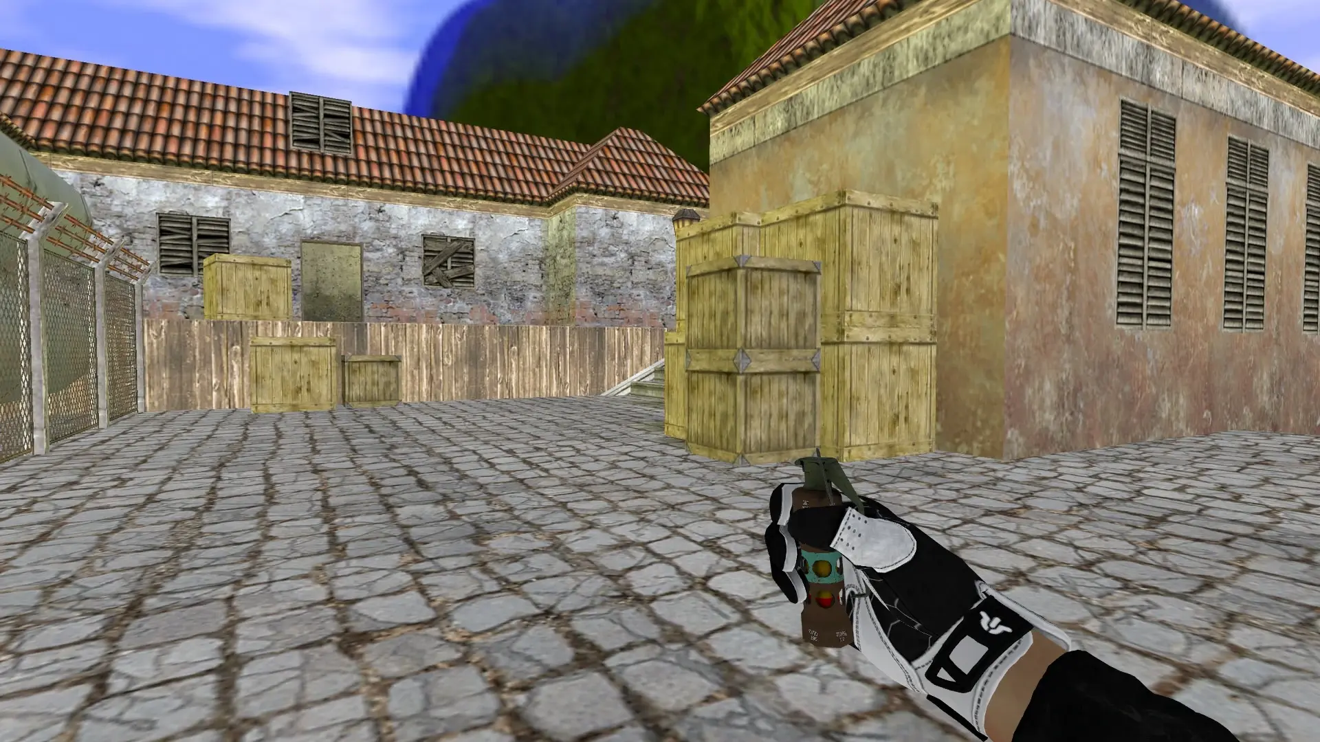 Flashbang — Batureis Sport Gloves Pack — de_inferno (first person)