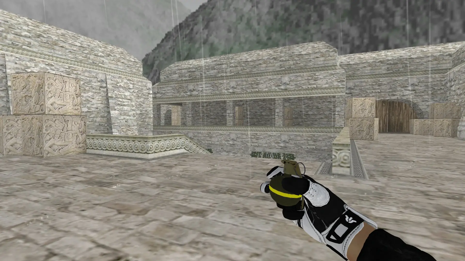 HE Grenade — Batureis Sport Gloves Pack — de_aztec (first person)