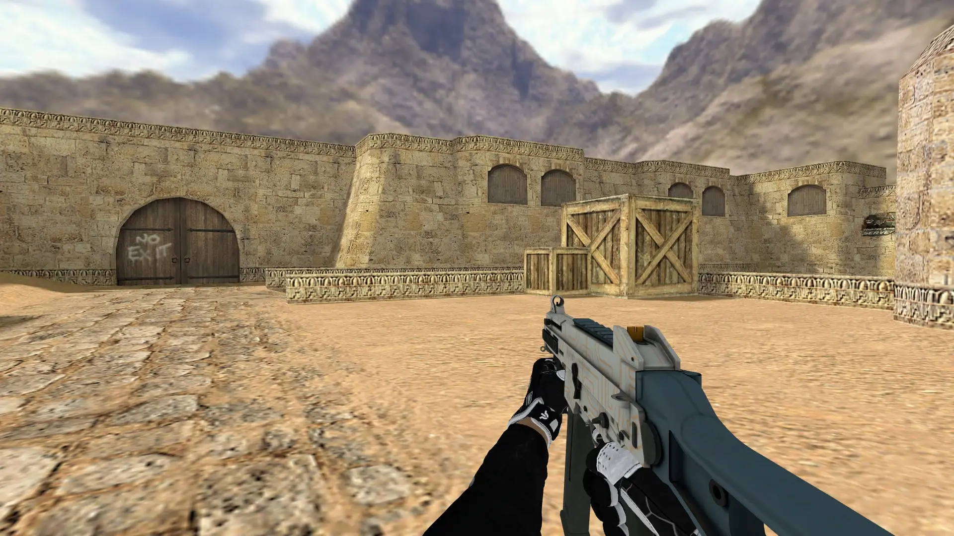 UMP-45 — Batureis Sport Gloves Pack — de_dust2 (first person)