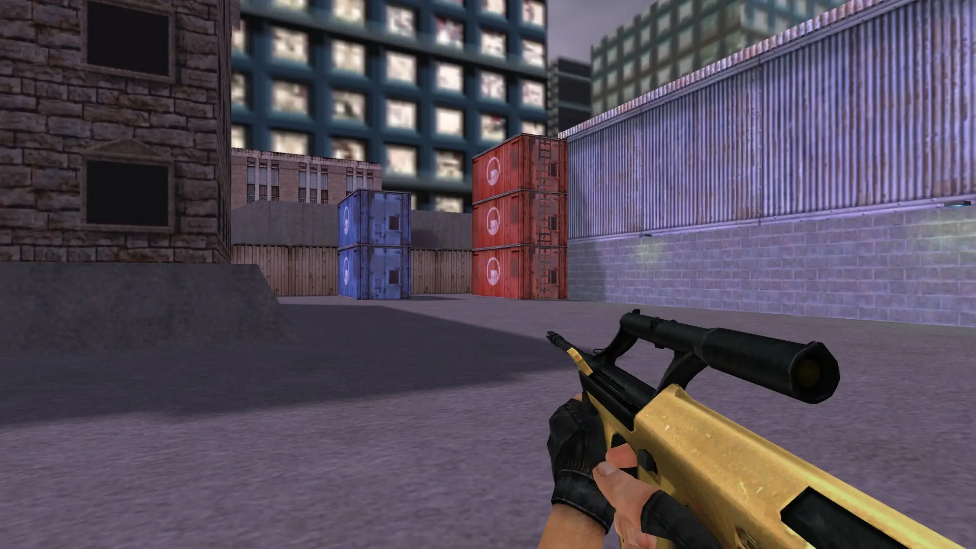 AUG — Golden Weapon Pack — cs_assault (first person)