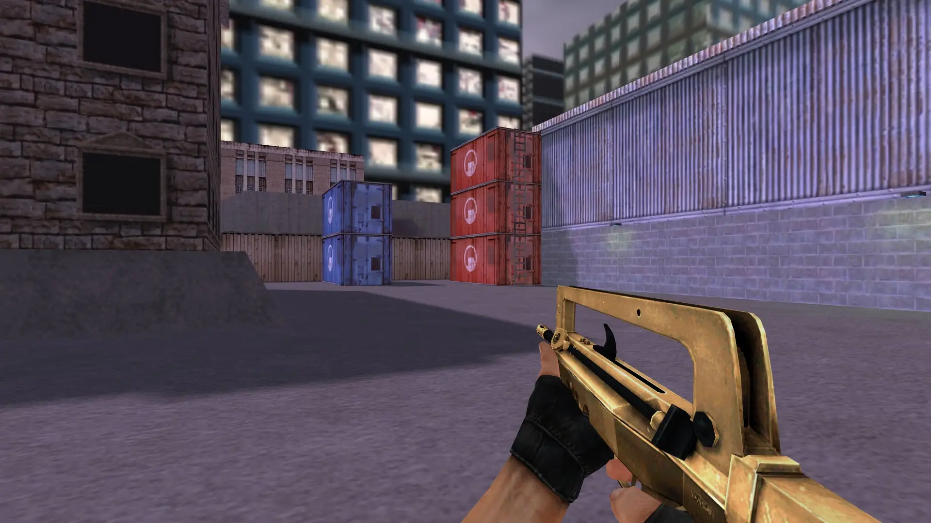 FAMAS — Golden Weapon Pack — cs_assault (first person)