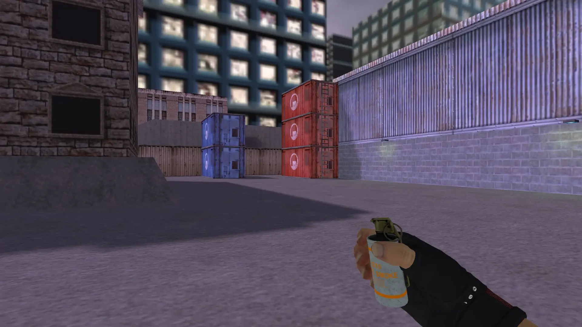 Smoke Grenade — Bloodhound Gloves Charred Pack — cs_assault (first person)