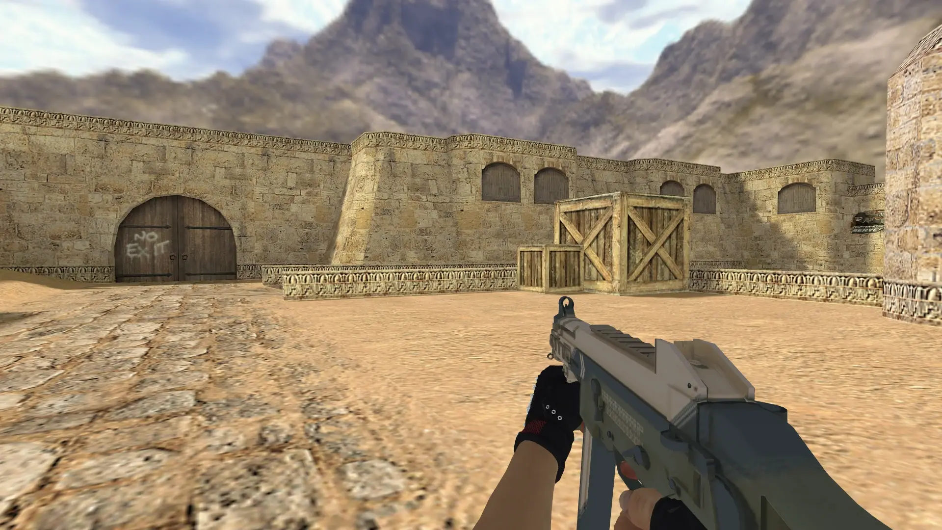 UMP-45 — Bloodhound Gloves Charred Pack — de_dust2 (first person)