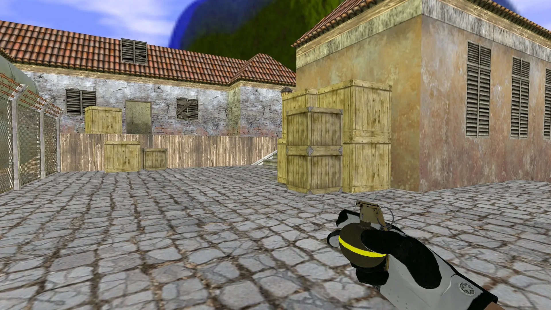 HE Grenade — Broken Fang Operation Skins — de_inferno (first person)