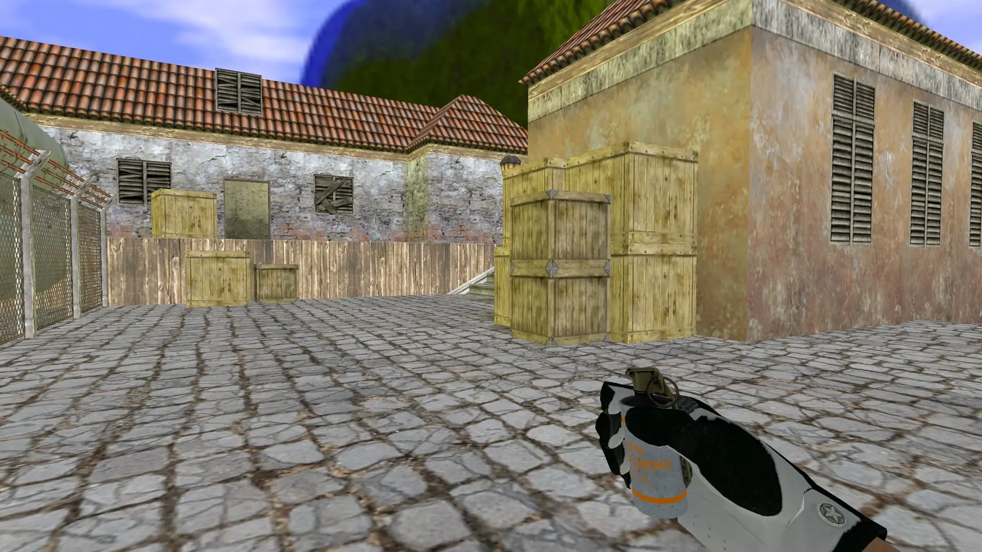 Smoke Grenade — Broken Fang Operation Skins — de_inferno (first person)