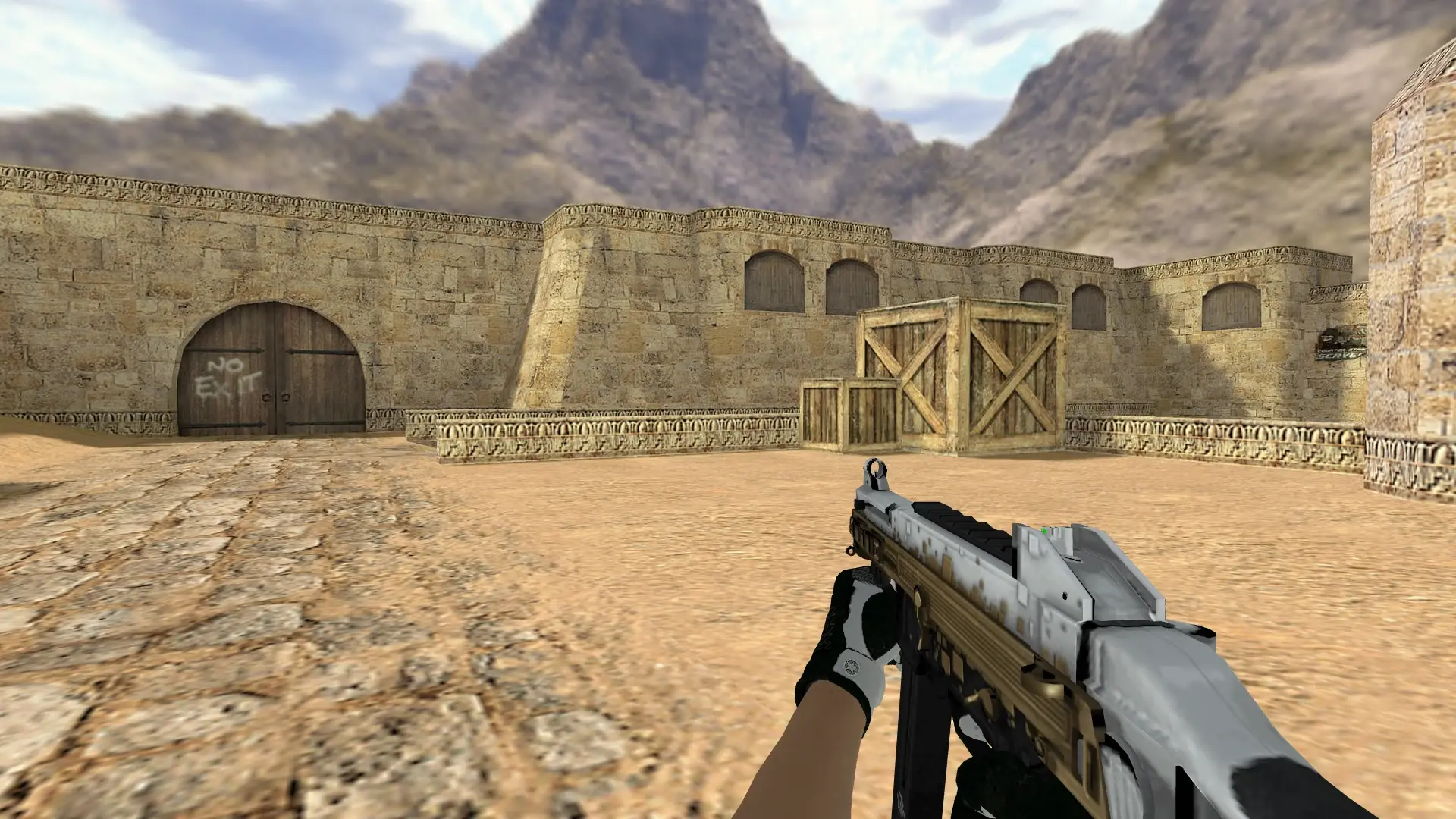 UMP-45 — Broken Fang Operation Skins — de_dust2 (first person)