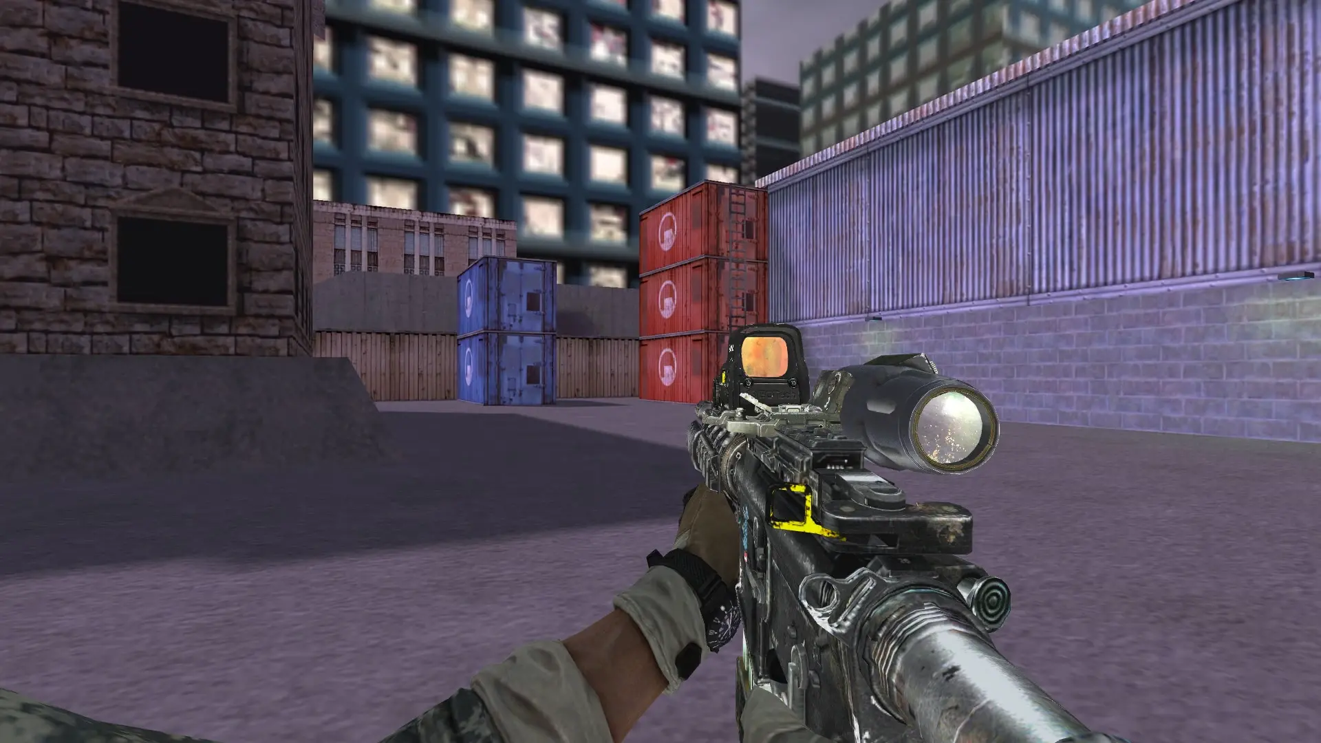 AUG — BT Battery Pack — cs_assault (first person)