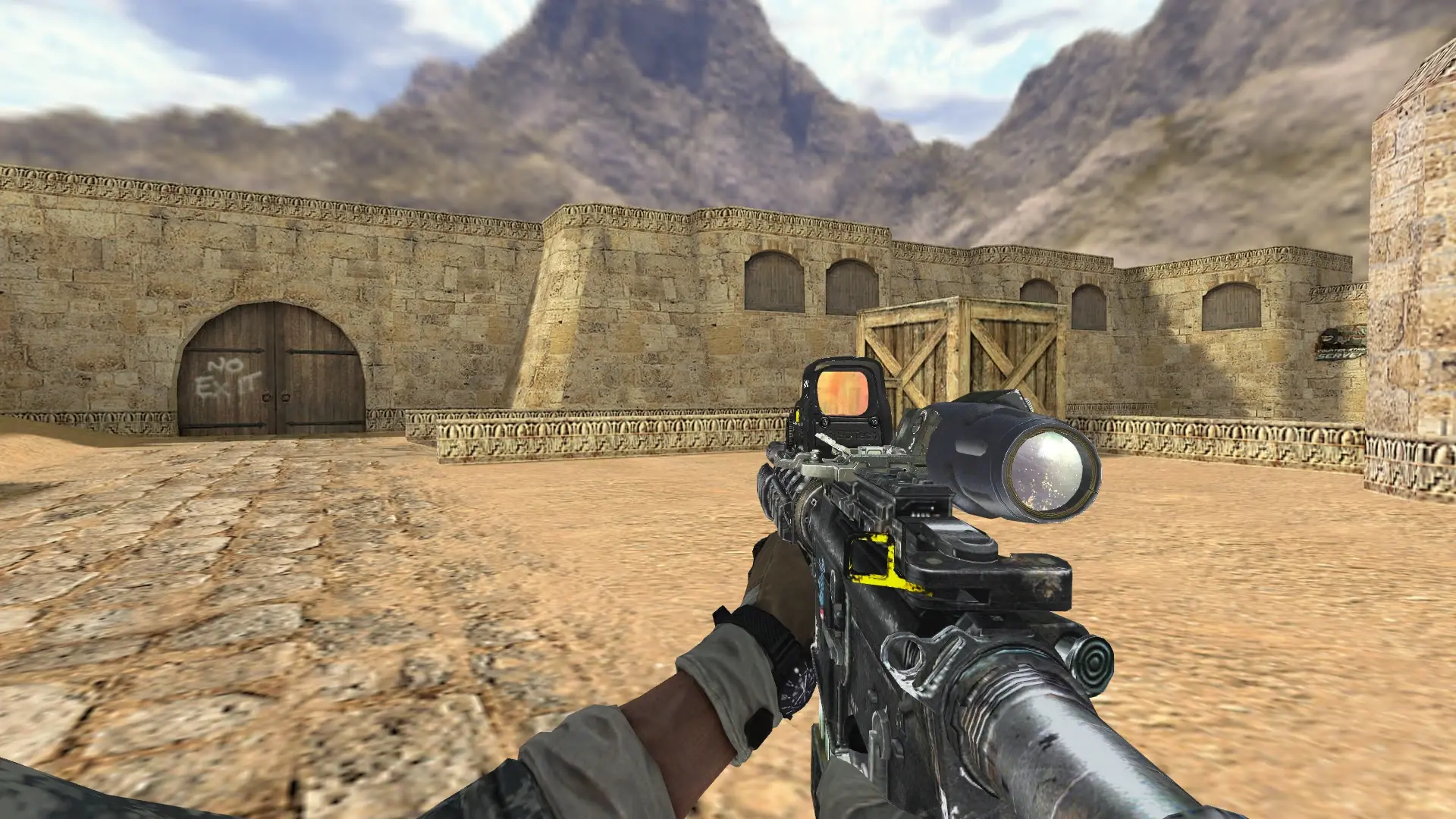 AUG — BT Battery Pack — de_dust2 (first person)