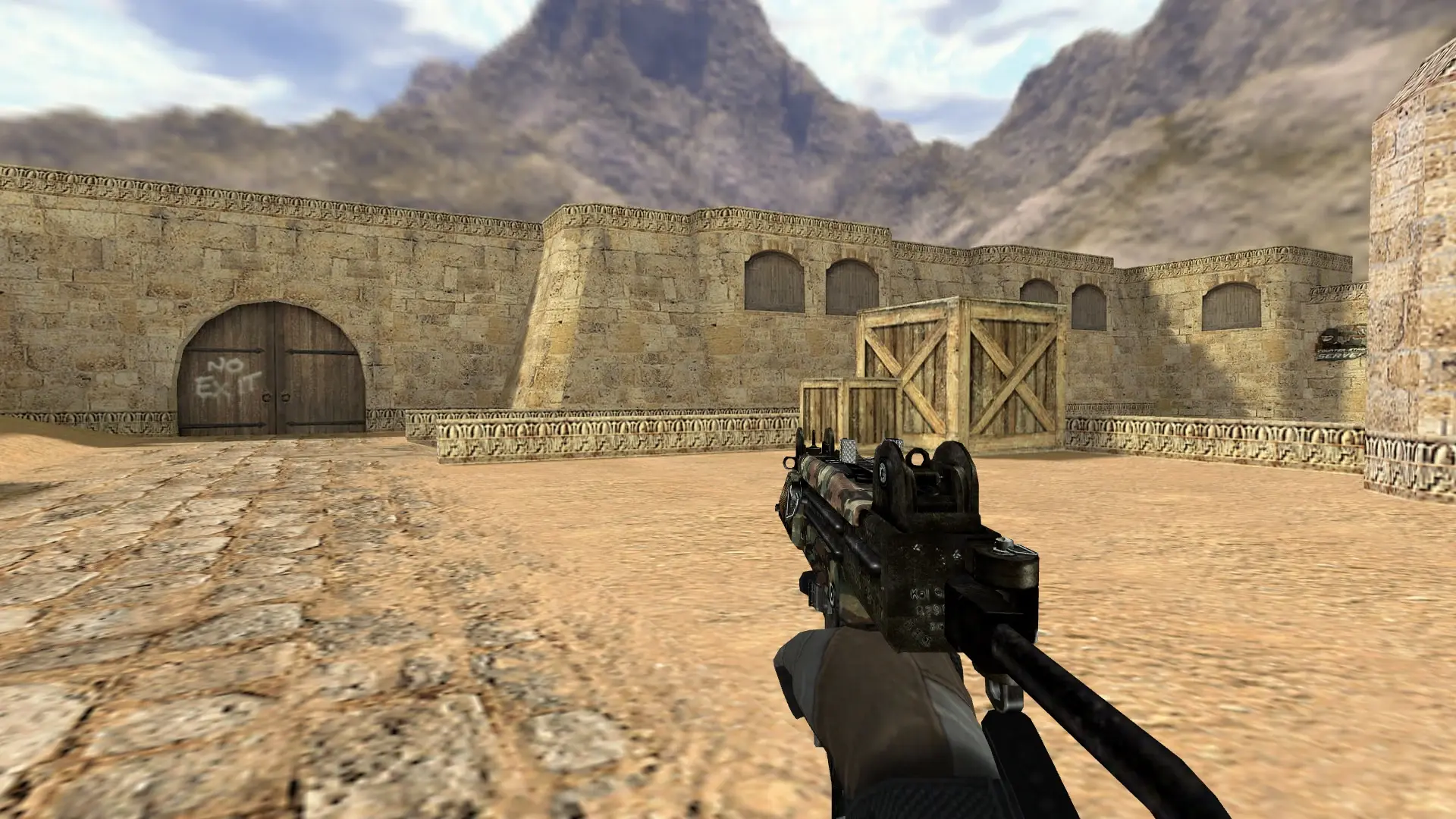 MAC-10 — BT Battery Pack — de_dust2 (first person)