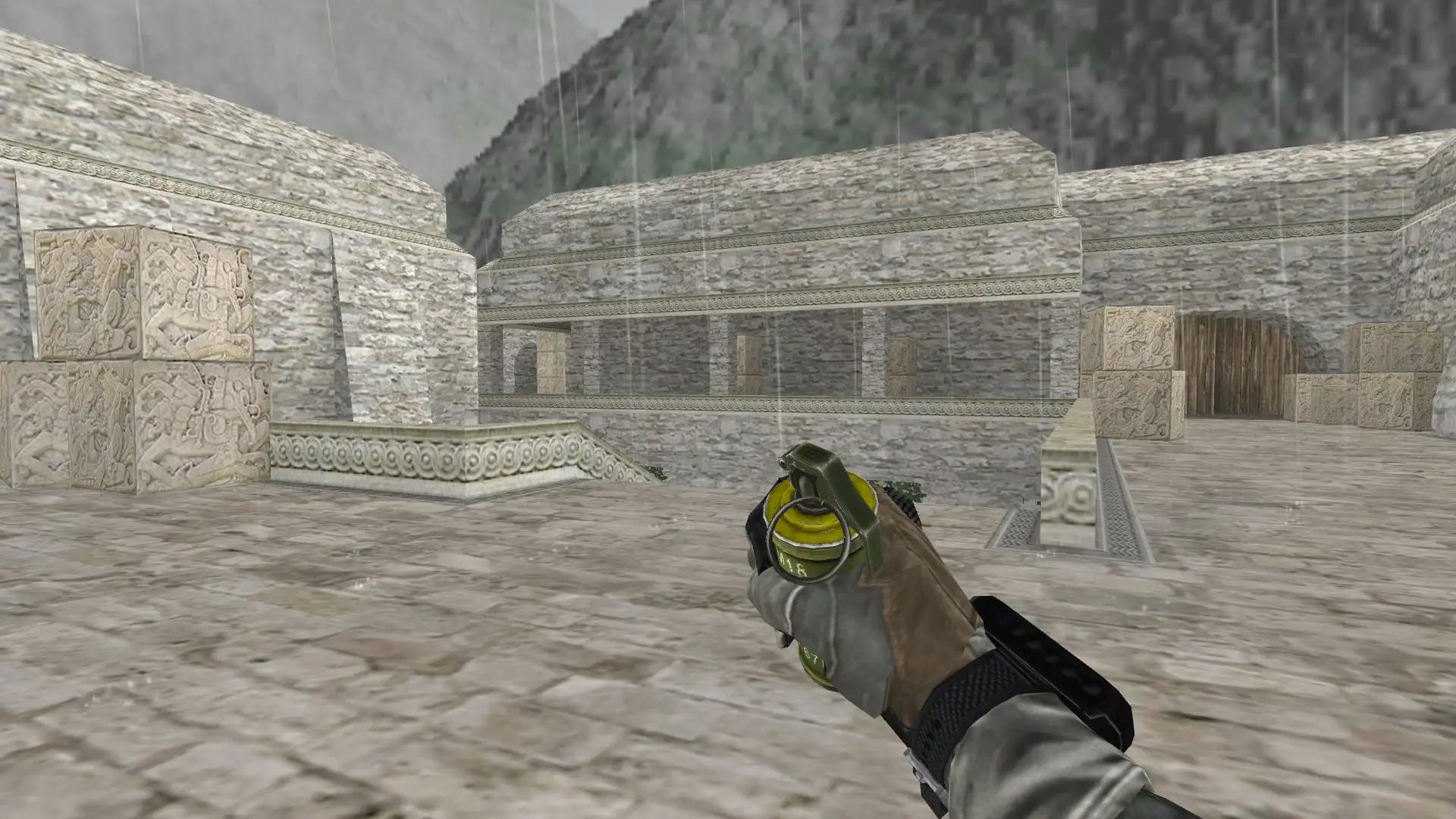 Smoke Grenade — BT Battery Pack — de_aztec (first person)
