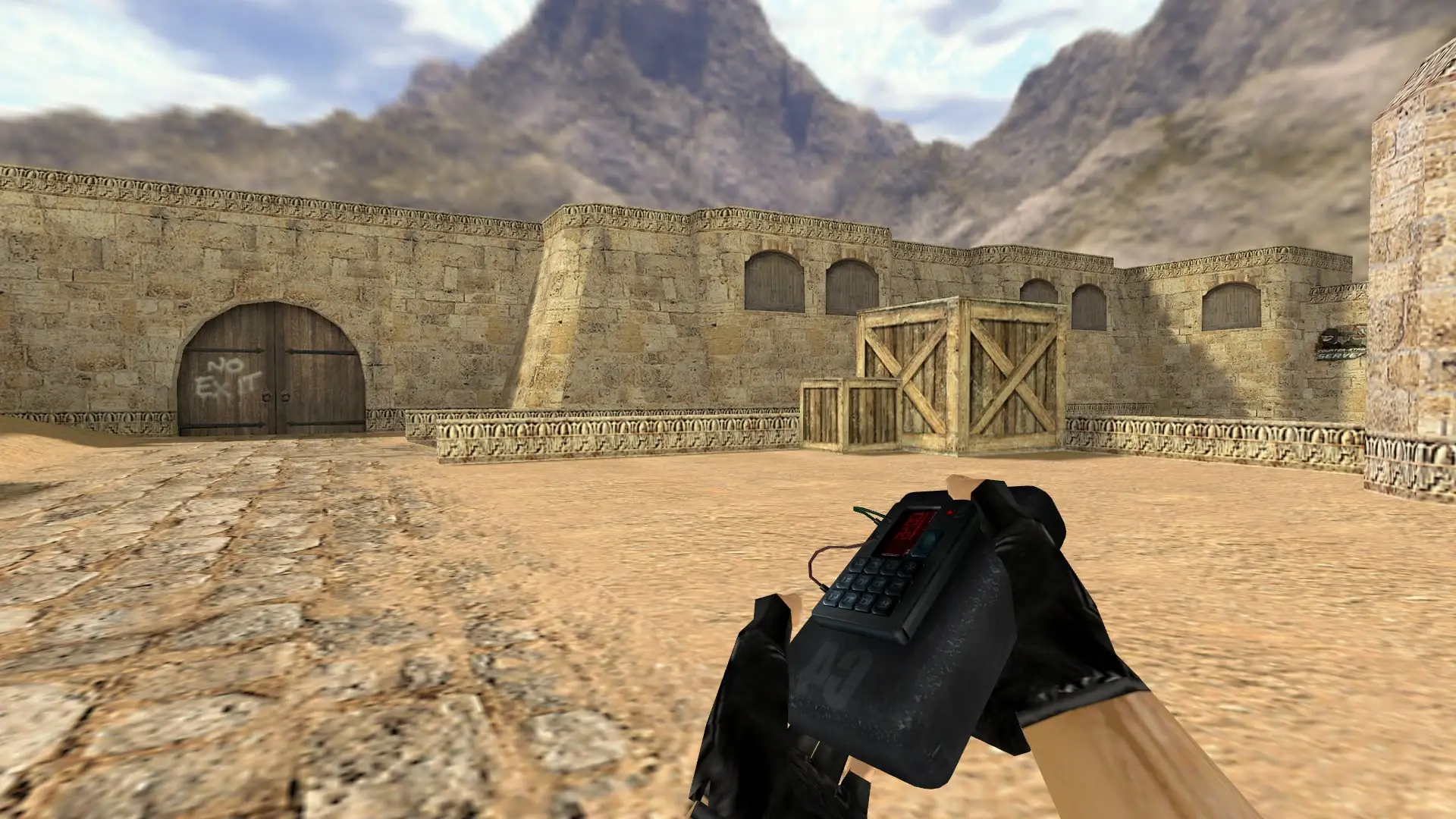 C4 Remplacement — de_dust2 (first person)