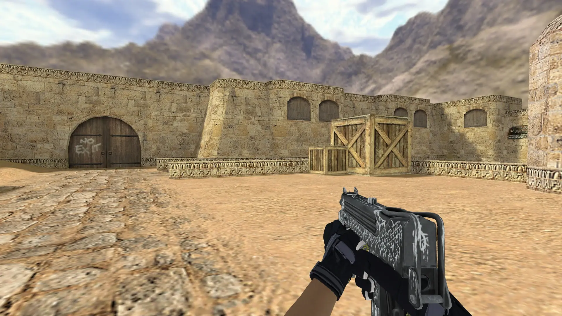 MAC-10 — Moto Gloves Eclipse Pack — de_dust2 (first person)