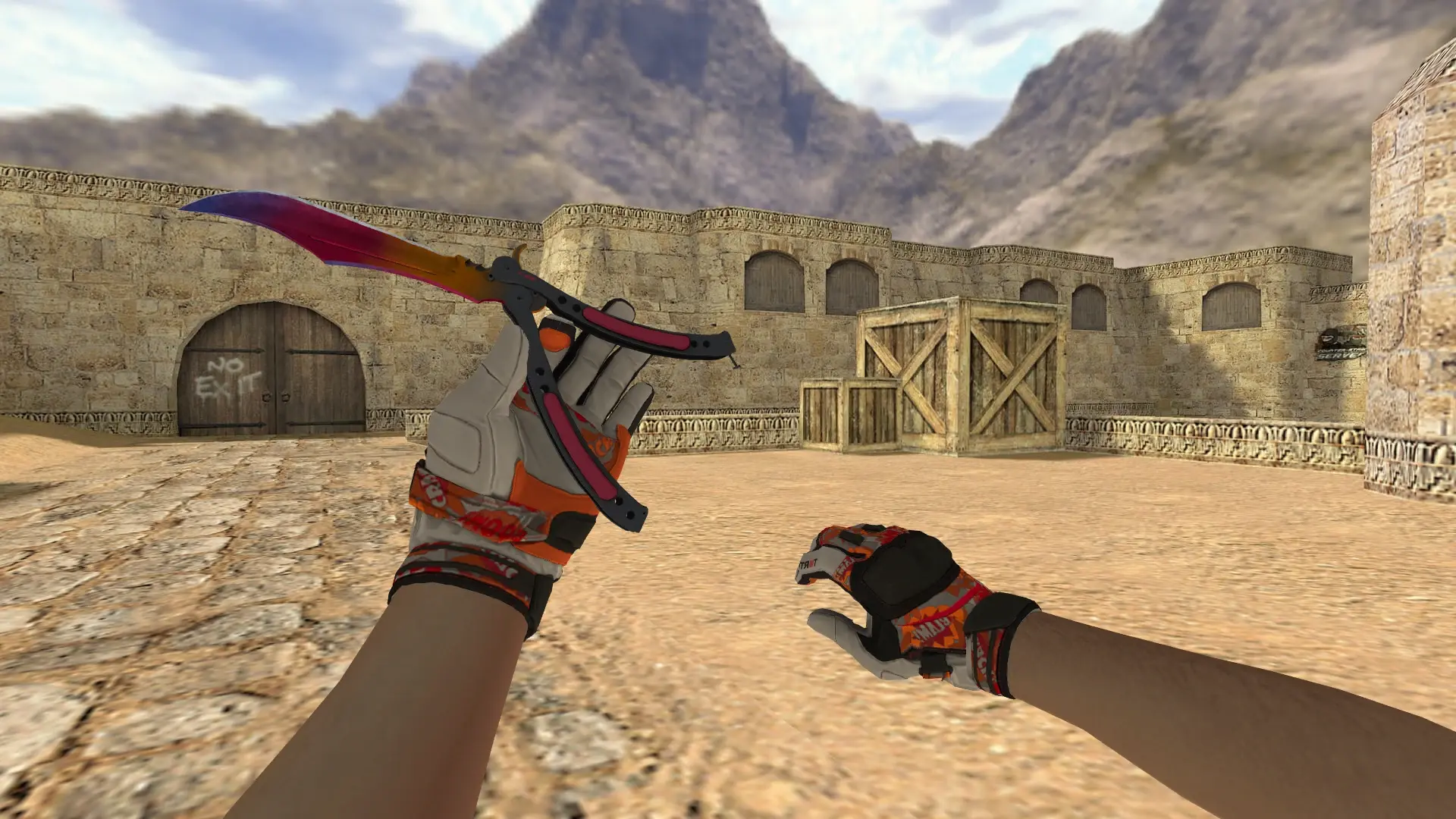 Butterfly Fade — Moto Gloves POW! Pack — de_dust2 (first person)