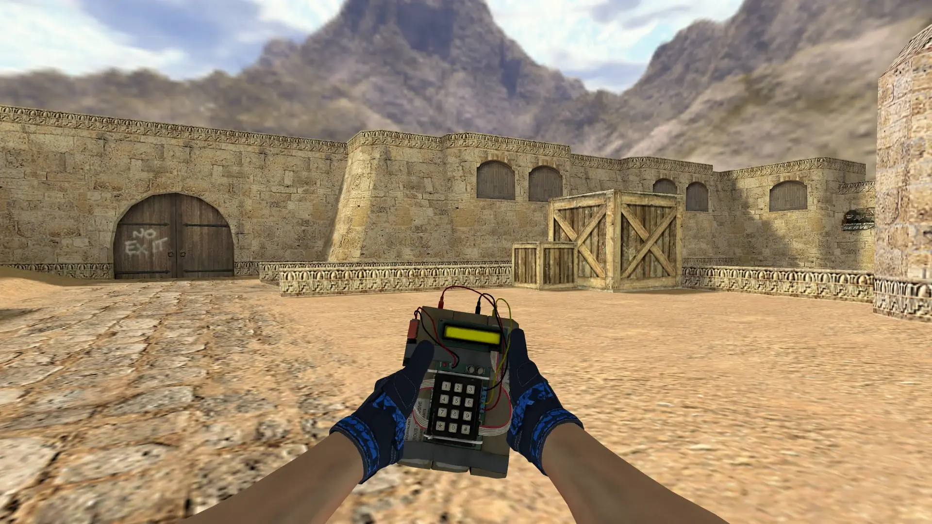 C4 — Moto Gloves Weapon Pack — de_dust2 (first person)