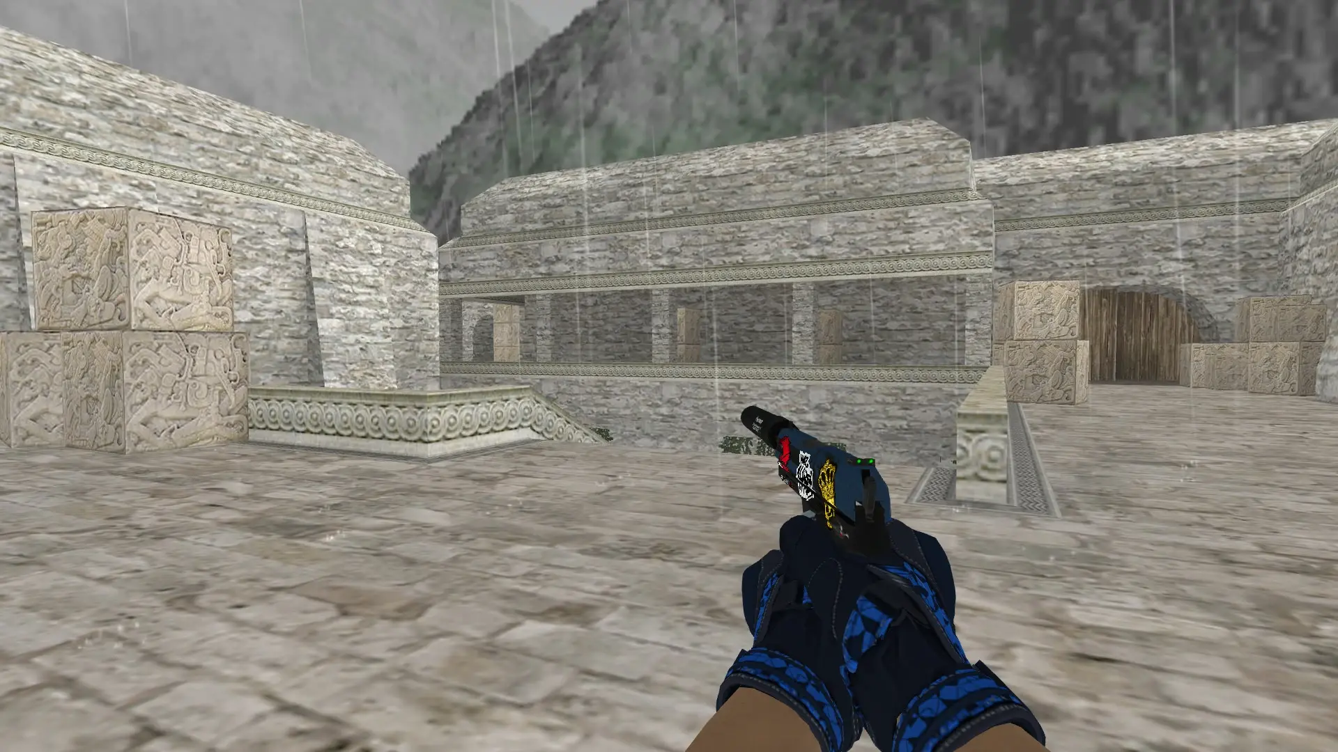 USP — Moto Gloves Weapon Pack — de_aztec (first person)