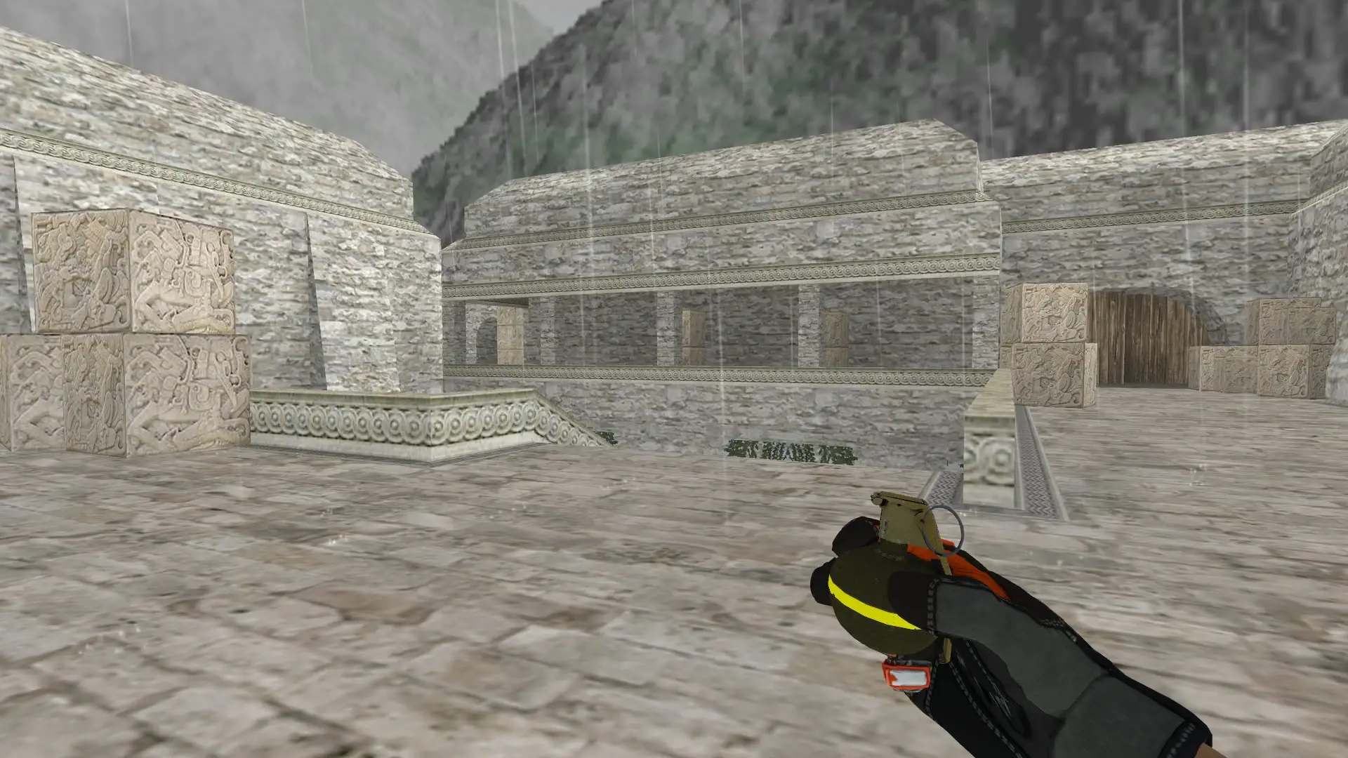 HE Grenade — Na'Vi flamie Inventory — de_aztec (first person)