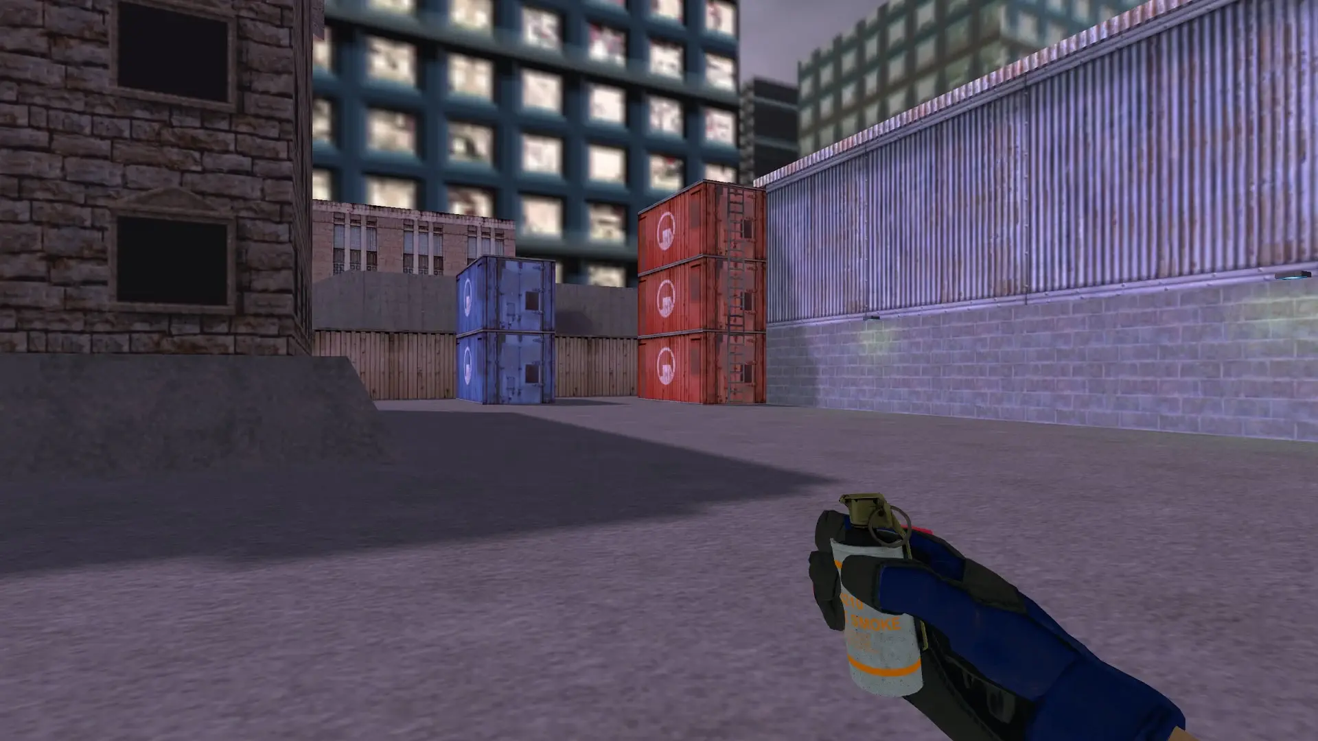 Smoke Grenade — Na'Vi flamie Inventory — cs_assault (first person)