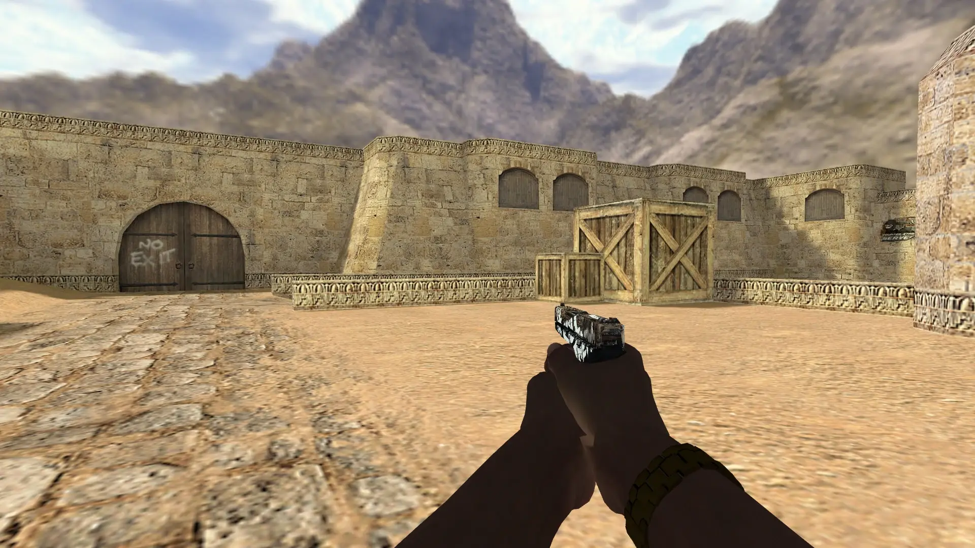 Glock-18 — Pirate Hands Weapon Pack — de_dust2 (first person)