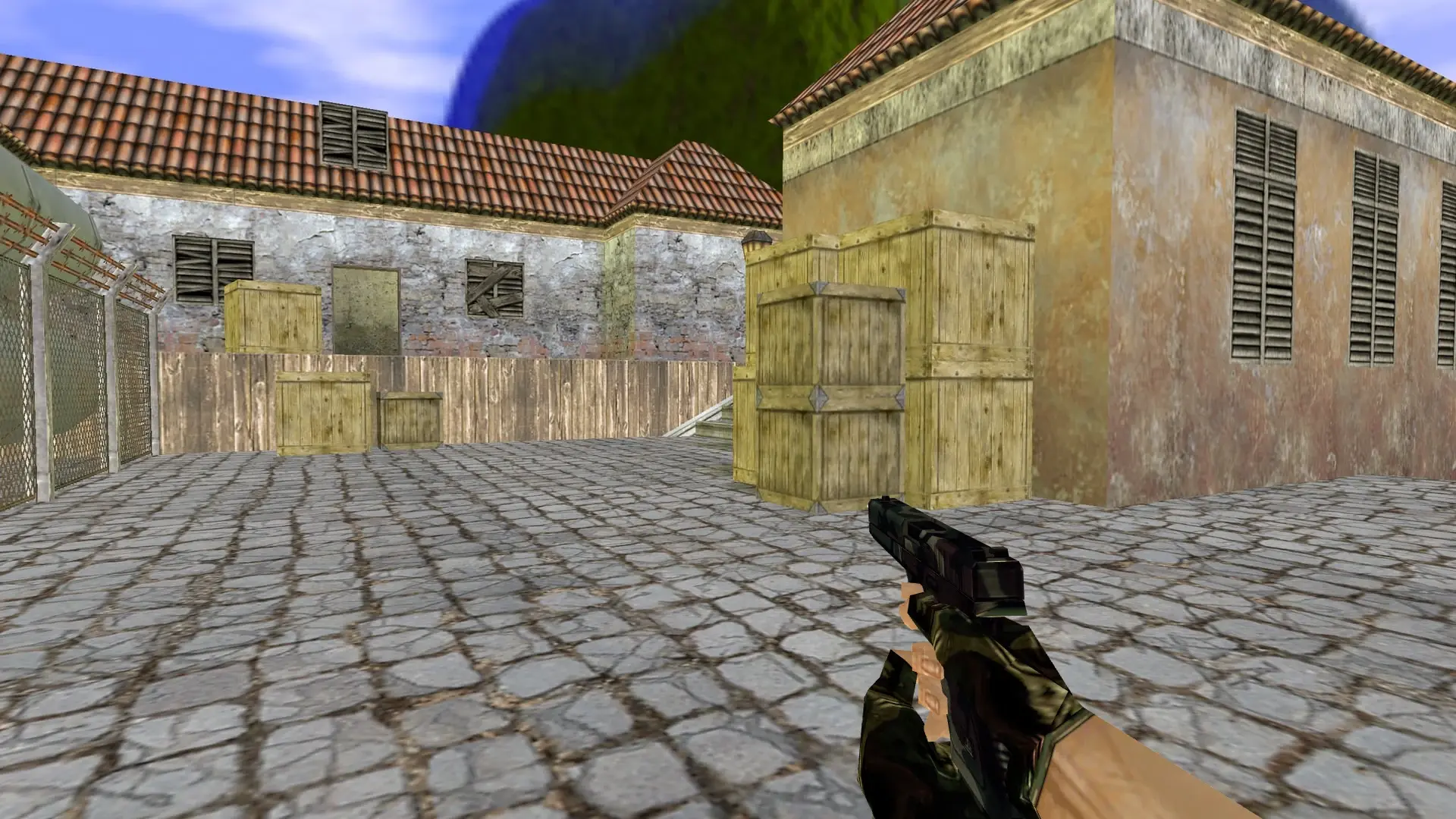 Glock-18: Camo Weapon Pack — de_inferno (first person)