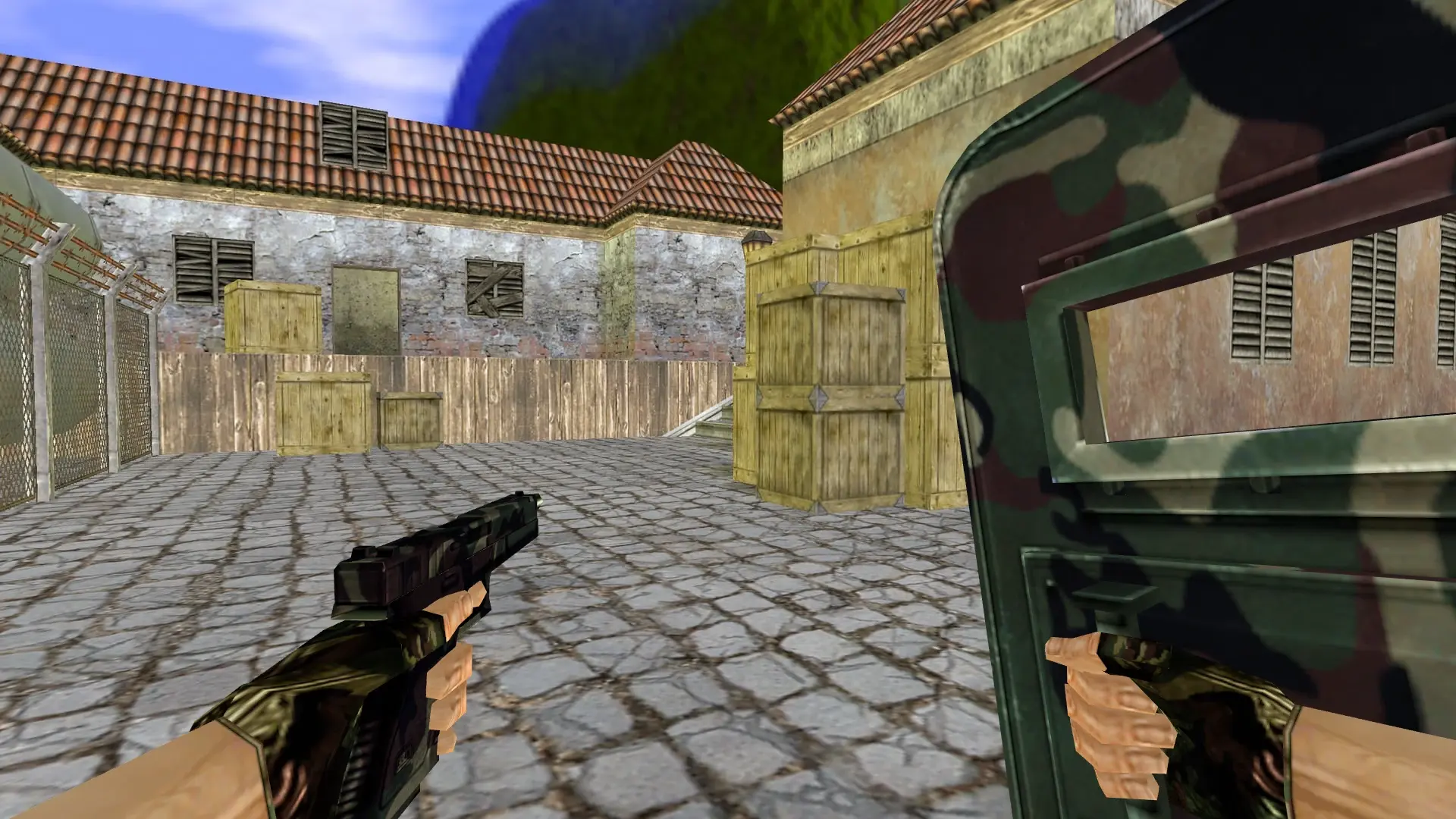 SHIELD_GLOCK18: Camo Weapon Pack — de_inferno (first person)