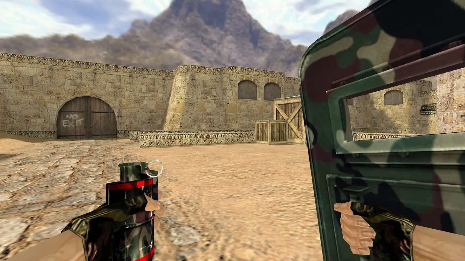 SHIELD_HEGRENADE: Camo Weapon Pack — de_dust2 (first person)