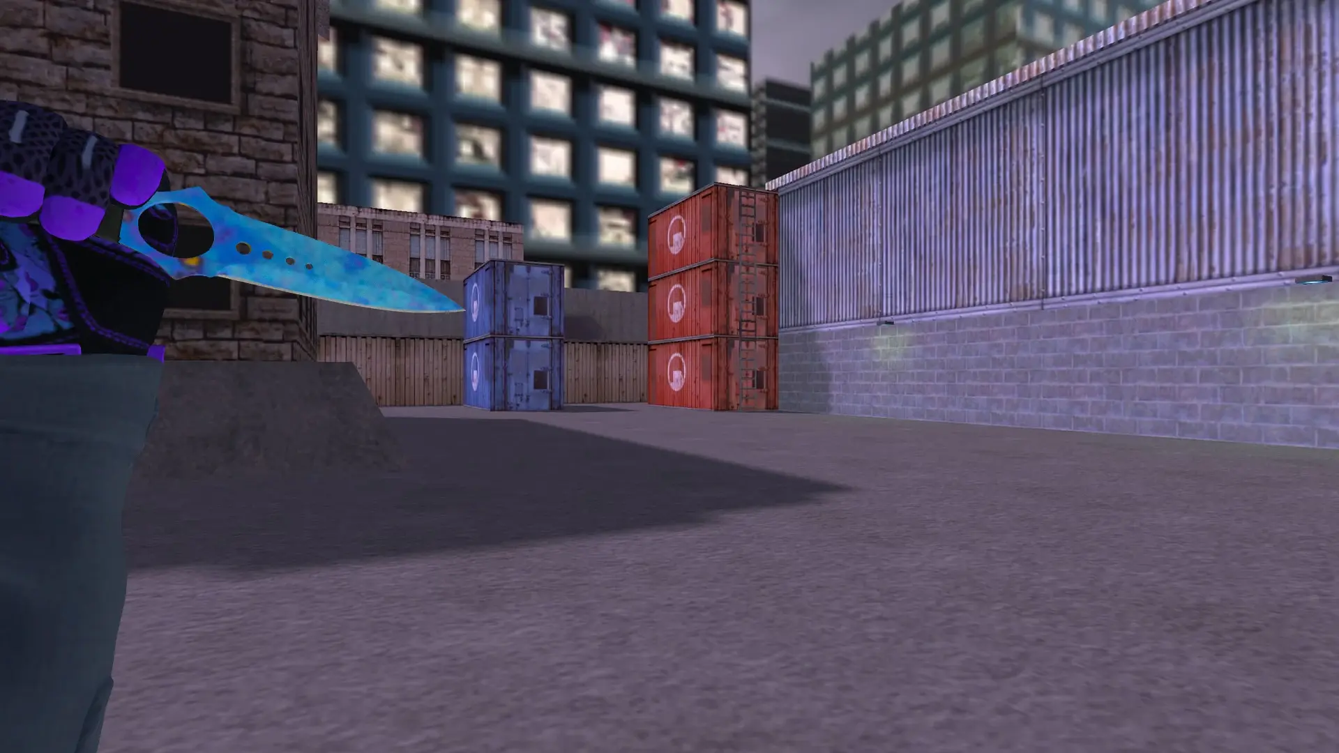Skeleton Knife Case Hardened (403 Blue Gem): Pandora's Box Sport Gloves (CT) — cs_assault (first person)