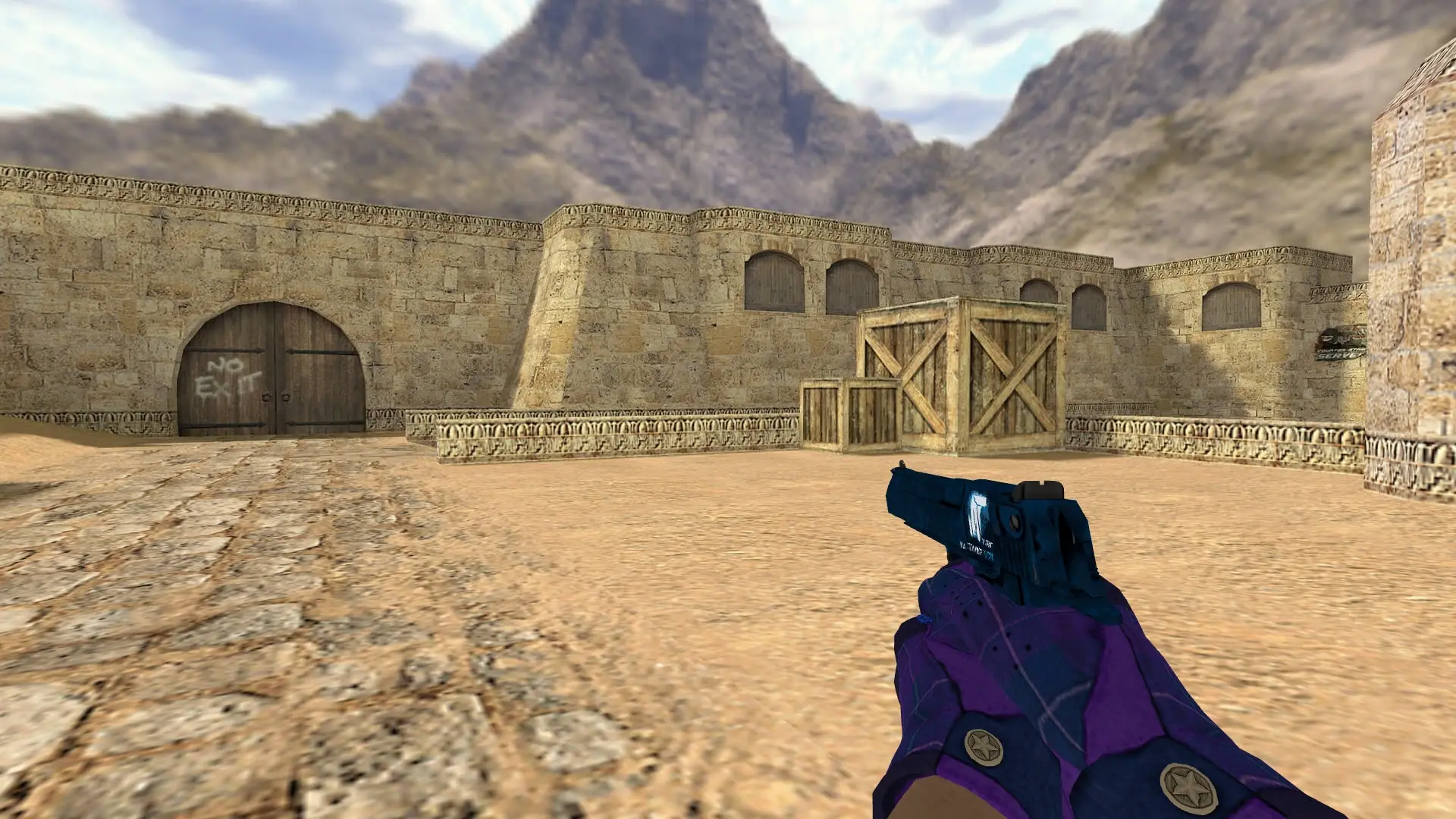 Desert Eagle: Imperial Plaid Driver Gloves — de_dust2 (first person)