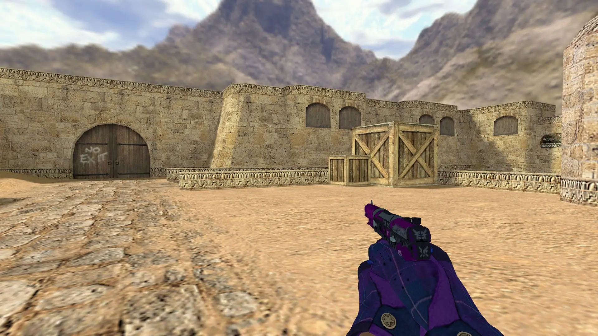 Five-SeveN: Imperial Plaid Driver Gloves — de_dust2 (first person)