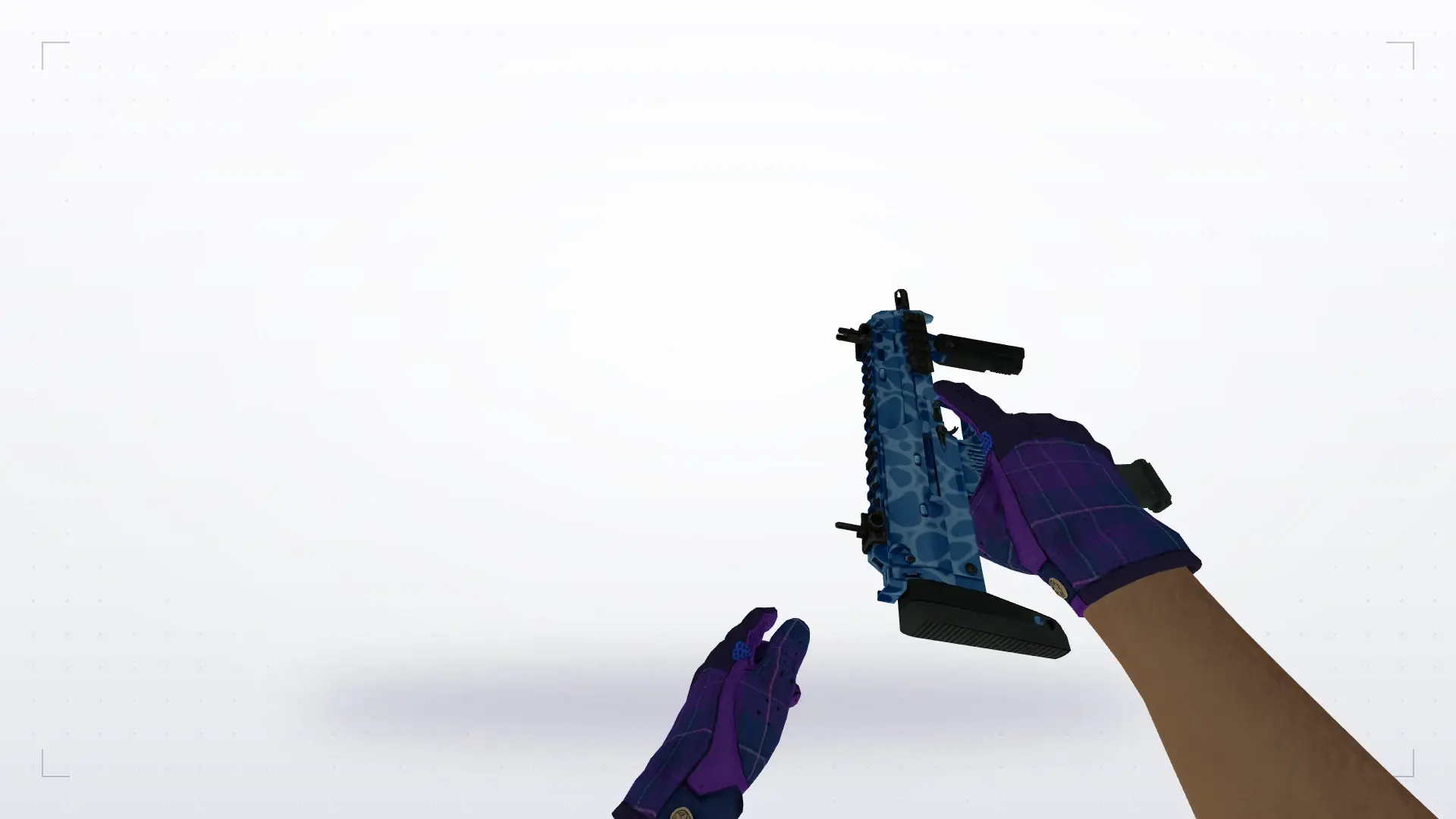 MP5: Imperial Plaid Driver Gloves — first person