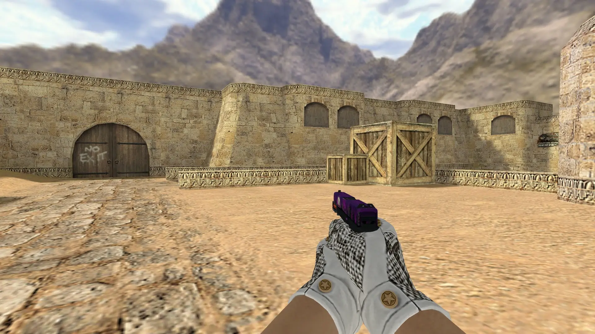 Glock-18: King Snake Driver Gloves — de_dust2 (first person)
