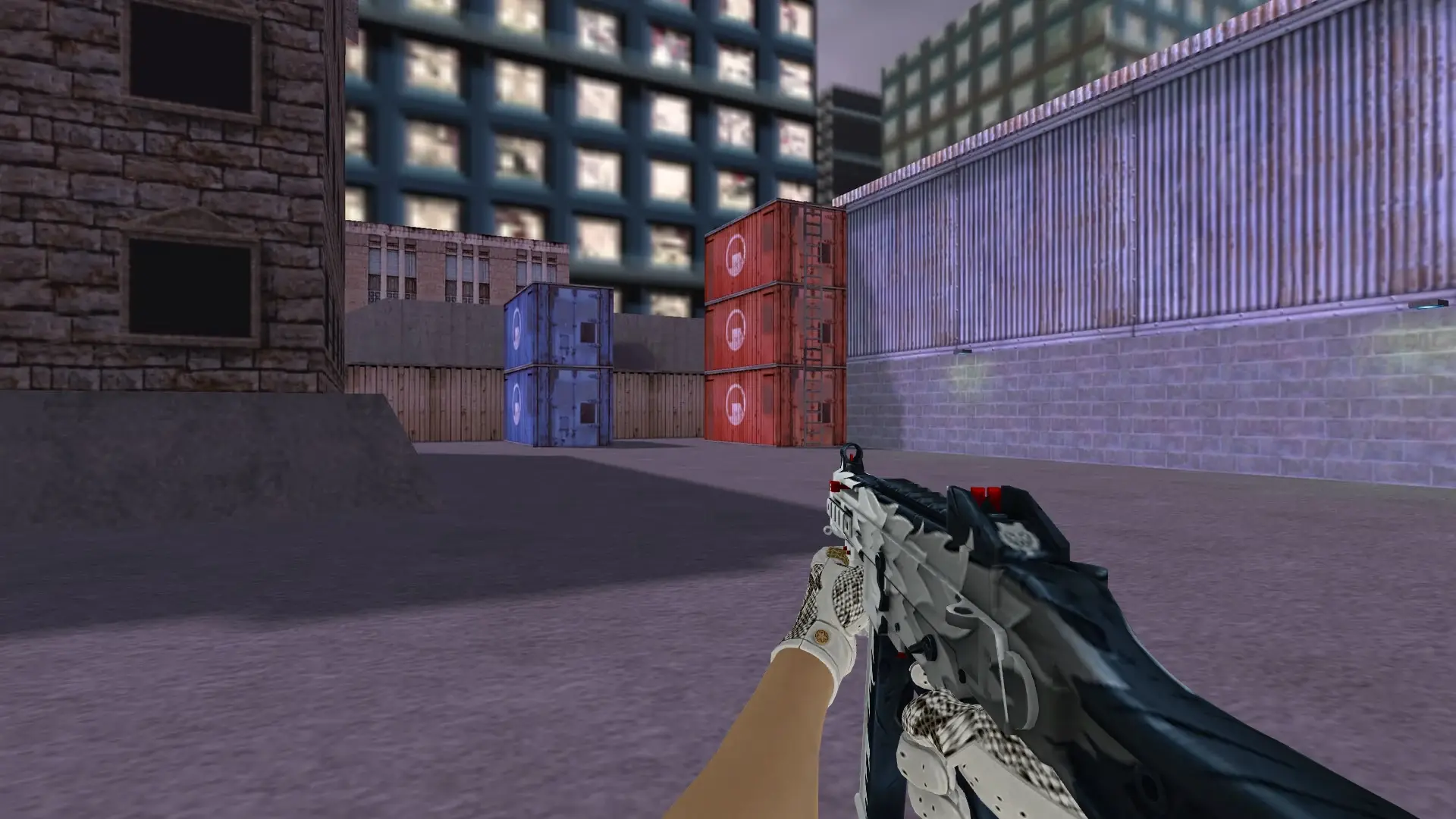 UMP-45: King Snake Driver Gloves — cs_assault (first person)