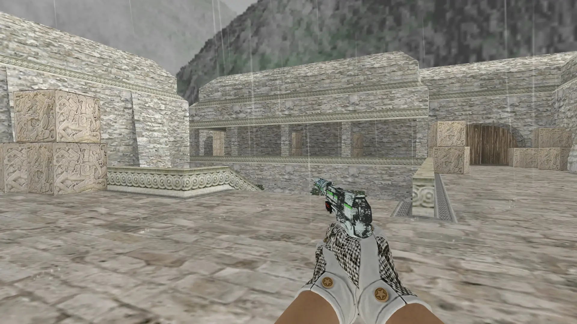 USP: King Snake Driver Gloves — de_aztec (first person)