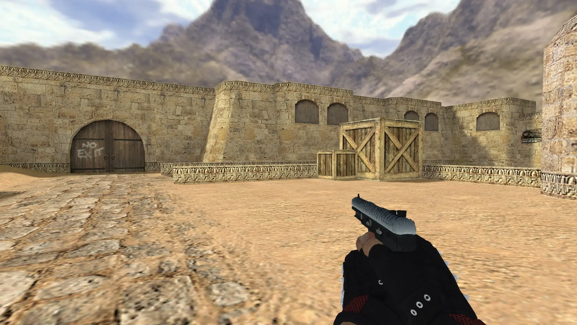 Five-SeveN: B&W Inventory — de_dust2 (first person)