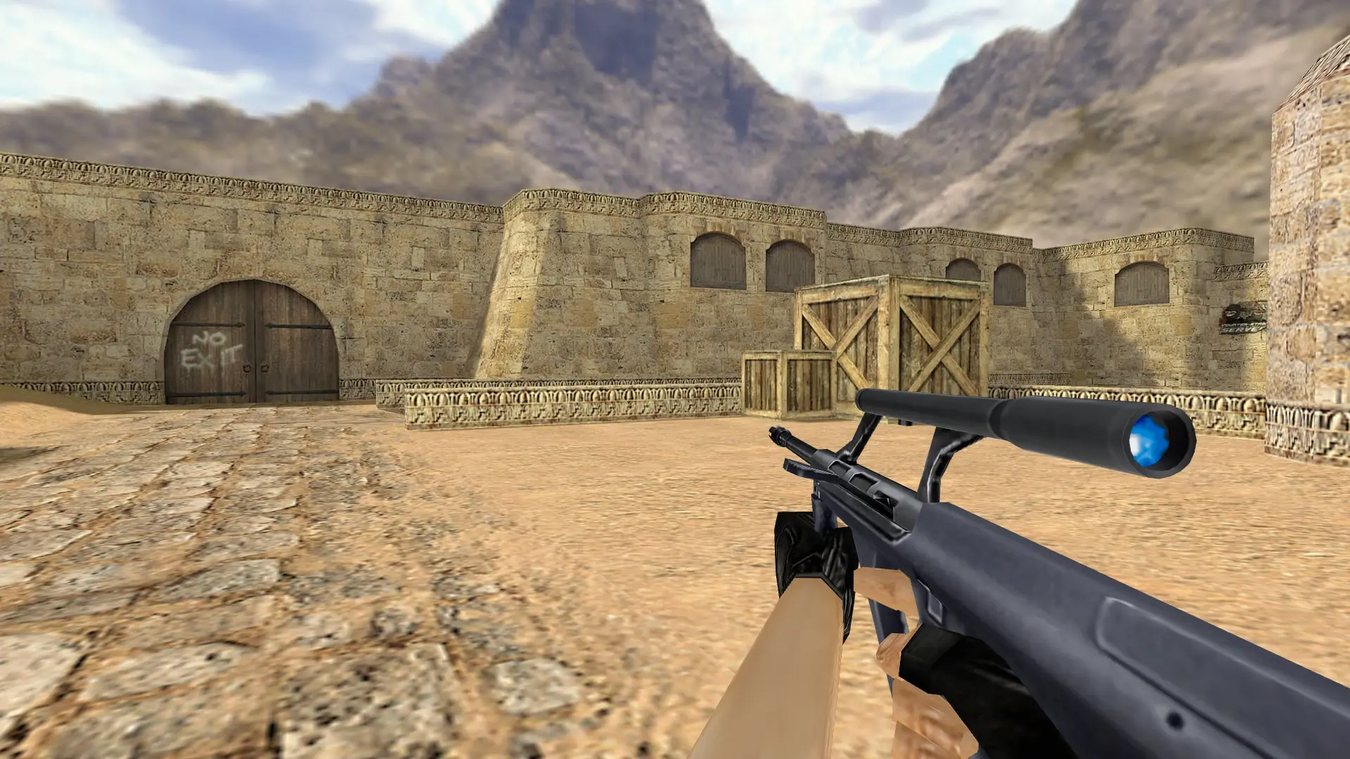 AUG — Smoothed Default Weapons — de_dust2 (first person)