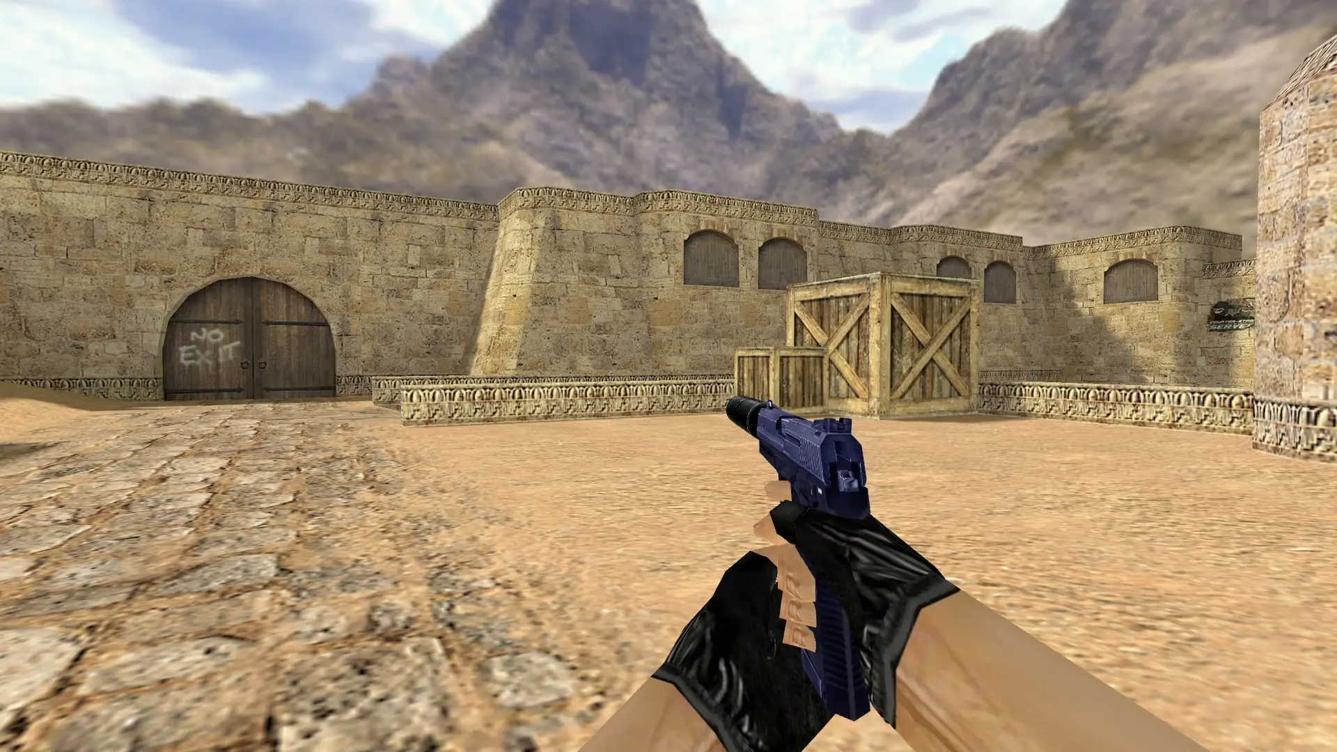 USP — Smoothed Default Weapons — de_dust2 (first person)