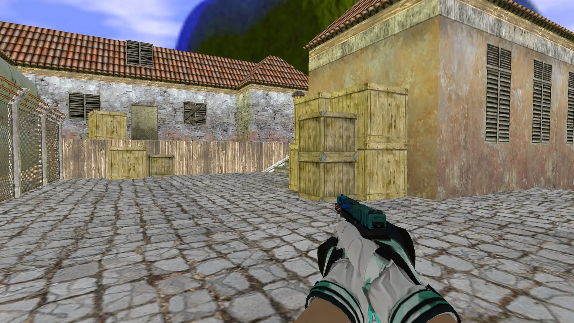 Glock-18 — Moto Gloves Spearmint Pack — de_inferno (first person)
