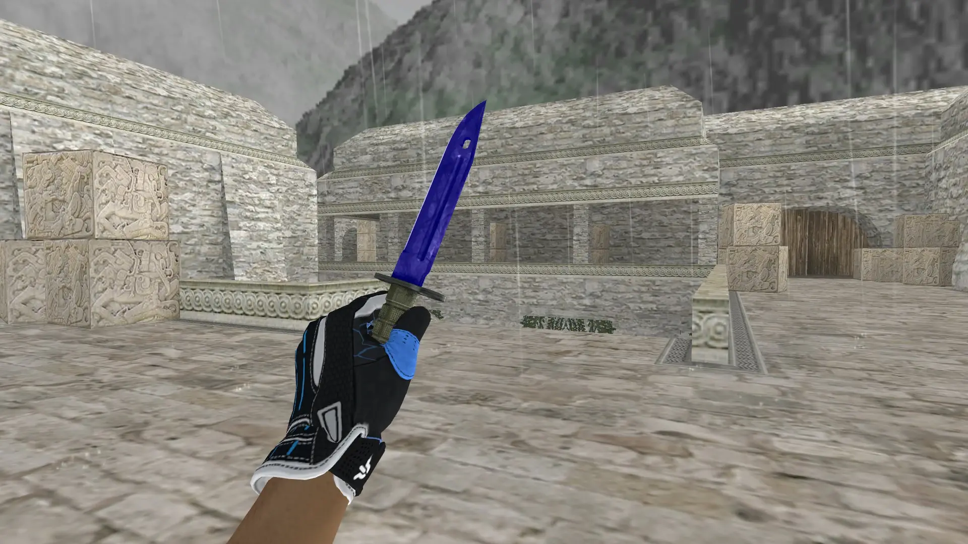 Bayonet Sapphire — Sport Gloves Superconductor Pack — de_aztec (first person)