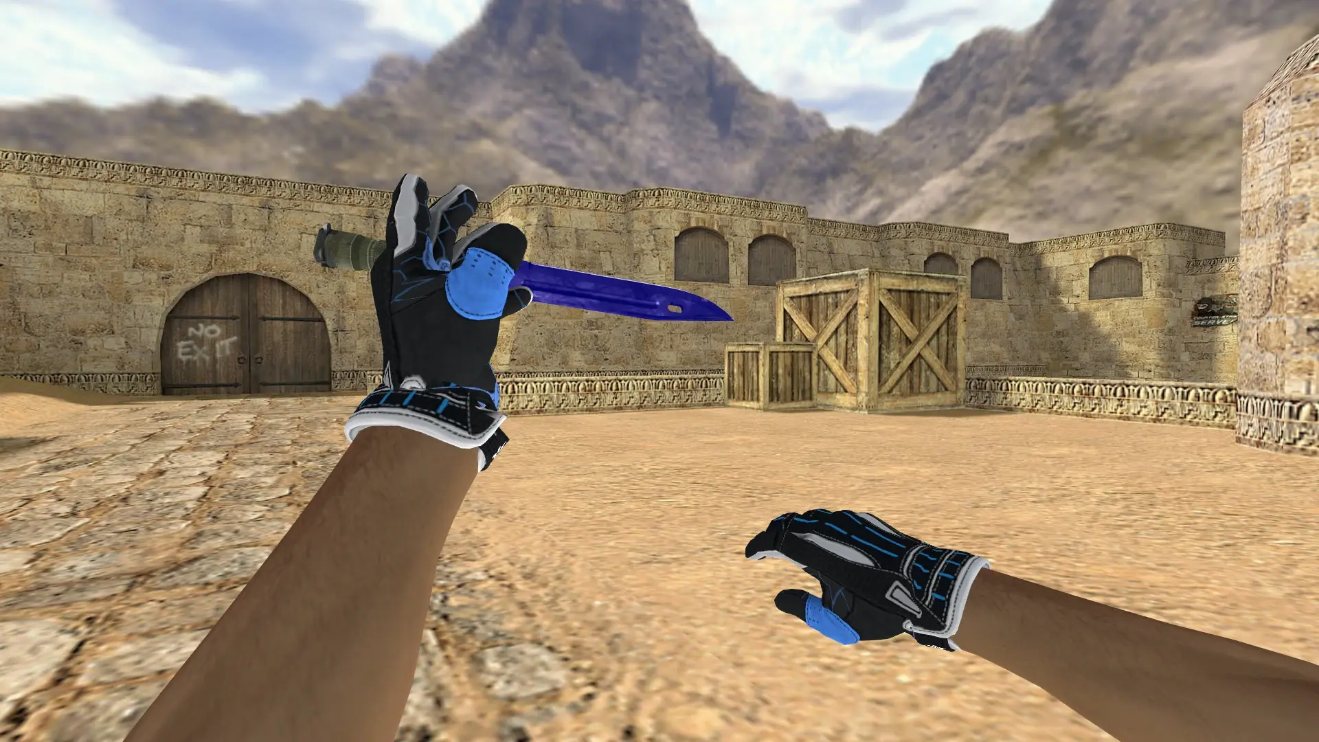 Bayonet Sapphire — Sport Gloves Superconductor Pack — de_dust2 (first person)