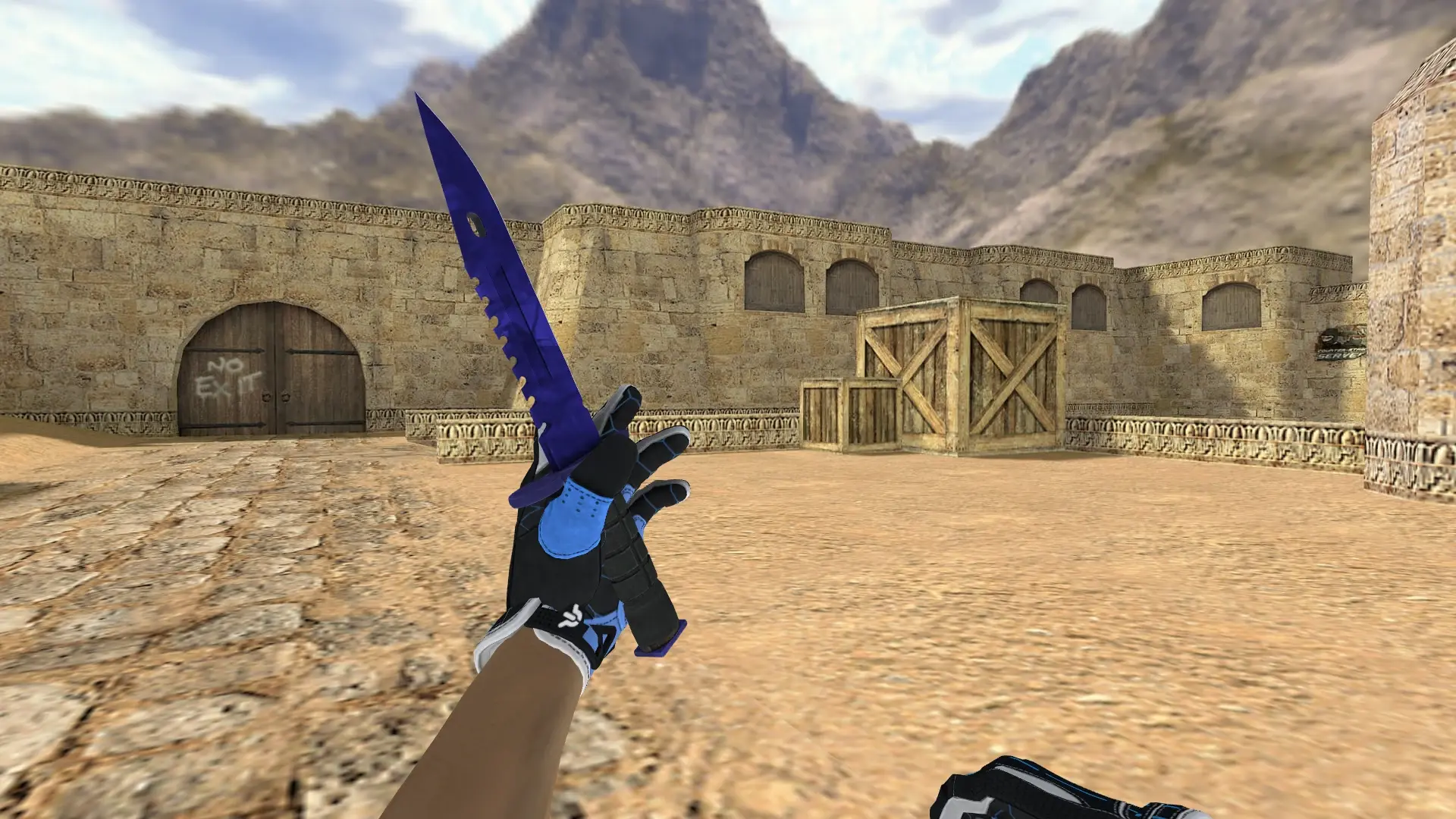 M9 Sapphire — Sport Gloves Superconductor Pack — de_dust2 (first person)