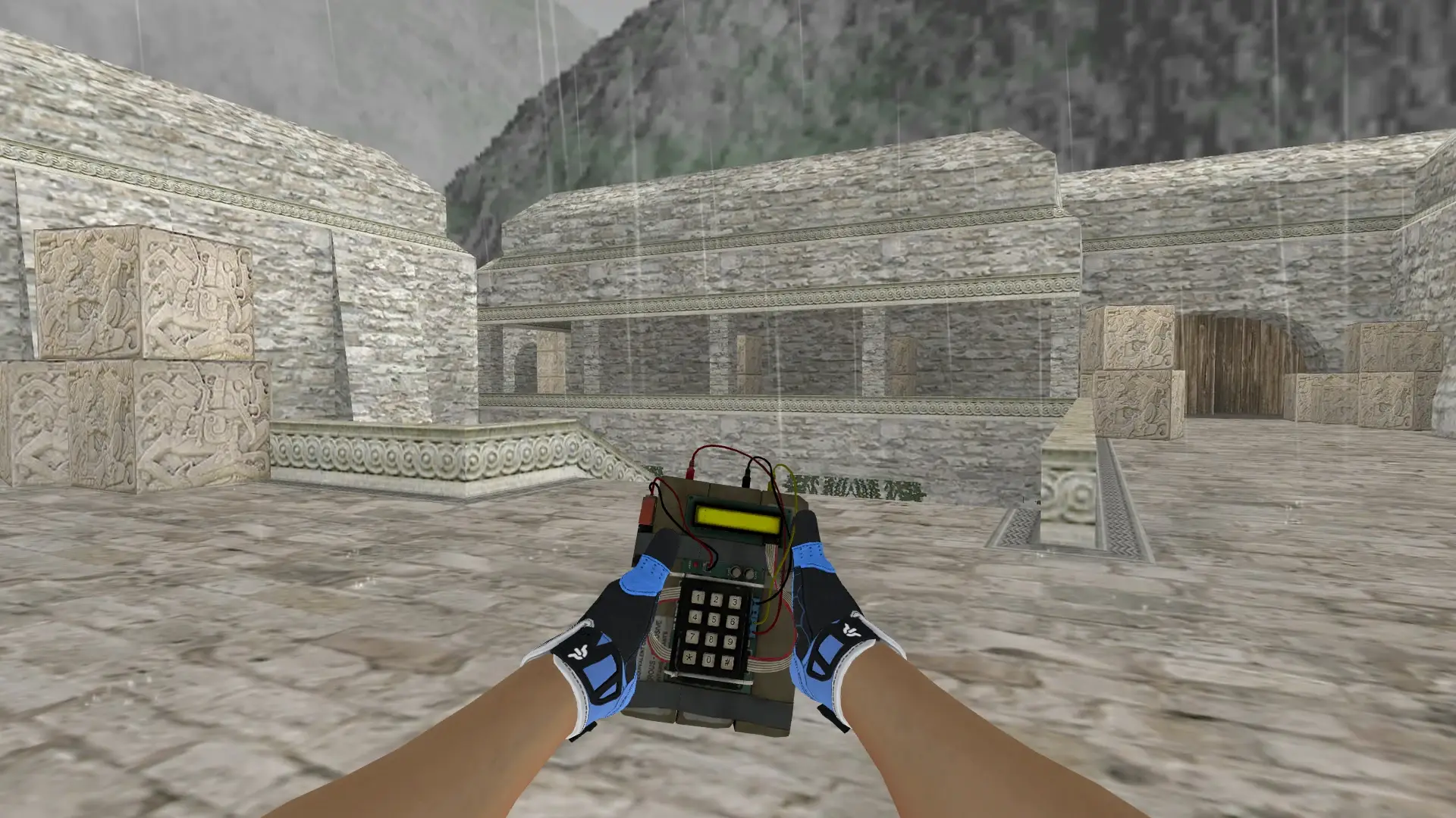 C4 — Sport Gloves Superconductor Pack — de_aztec (first person)