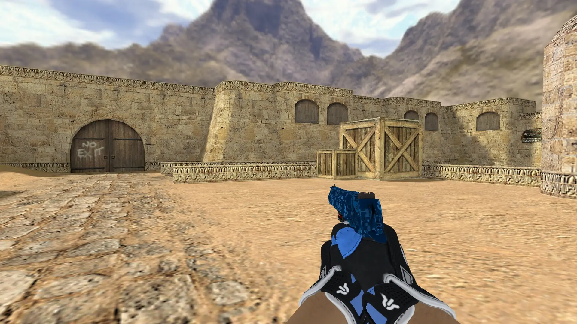 Desert Eagle — Sport Gloves Superconductor Pack — de_dust2 (first person)