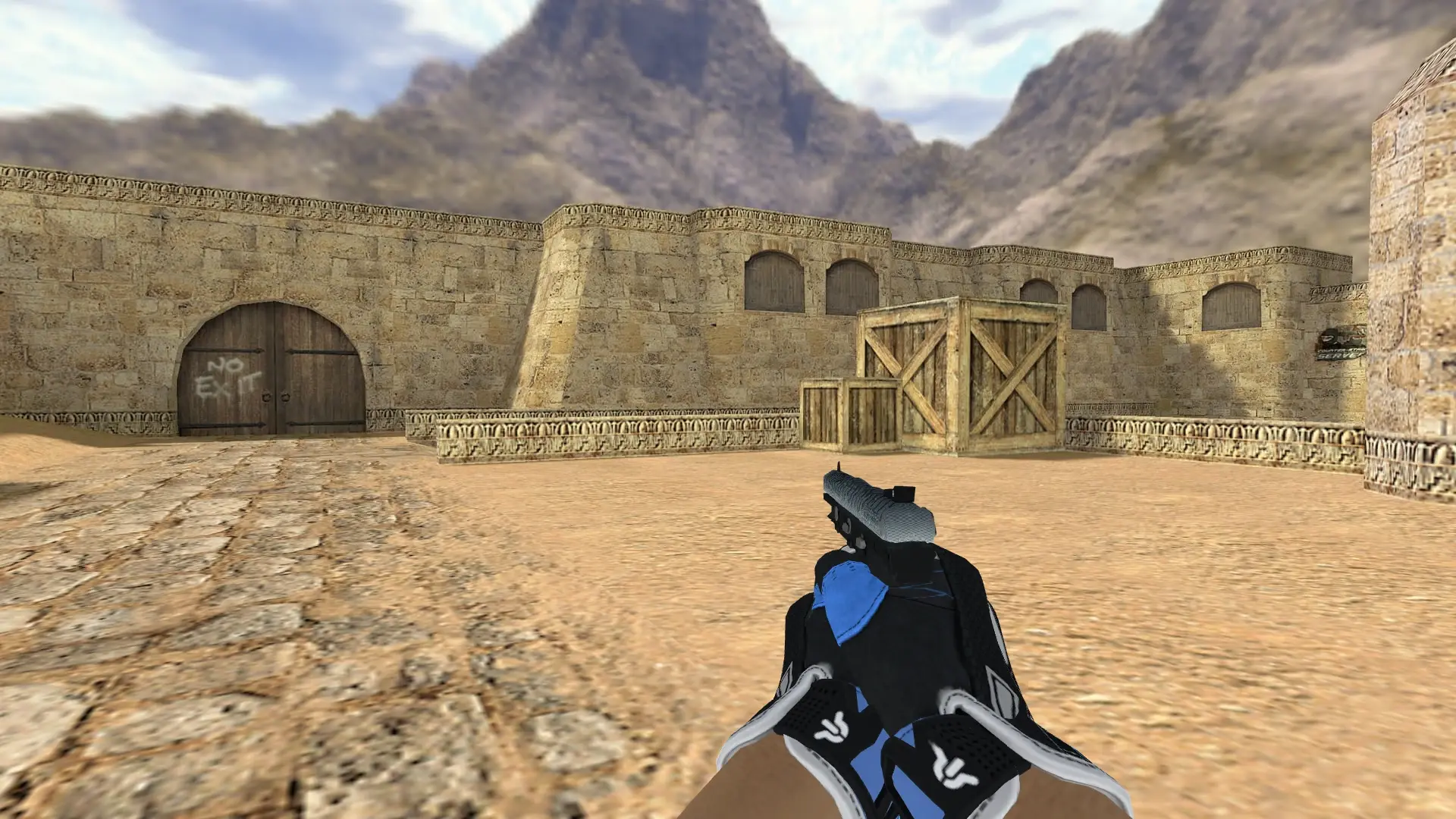 Five-SeveN — Sport Gloves Superconductor Pack — de_dust2 (first person)