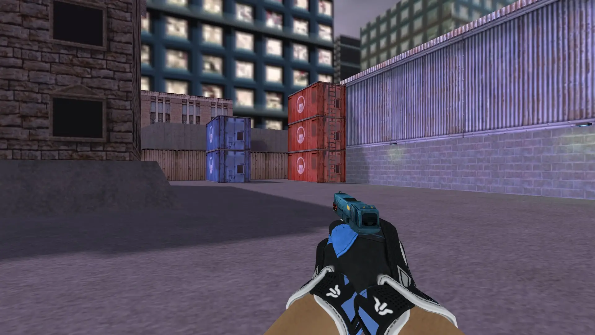 Glock-18 — Sport Gloves Superconductor Pack — cs_assault (first person)